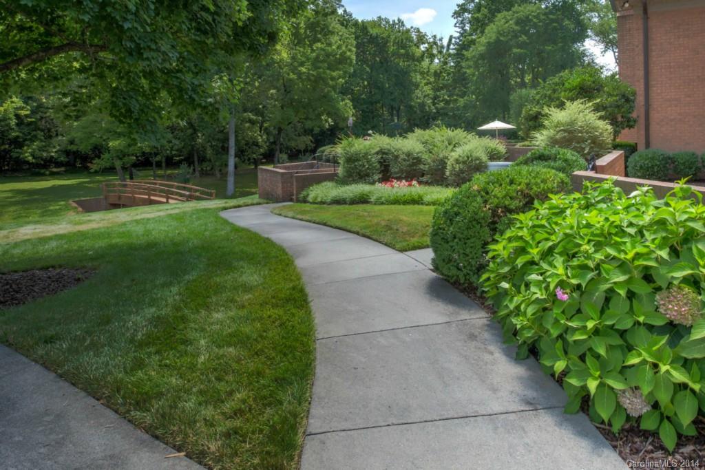 Seven Eagles - Residential