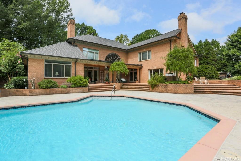 Seven Eagles - Residential