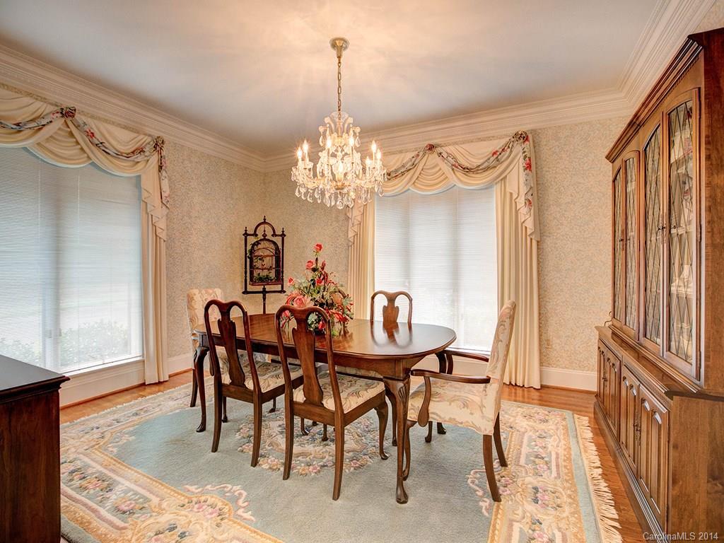 Seven Eagles - Residential