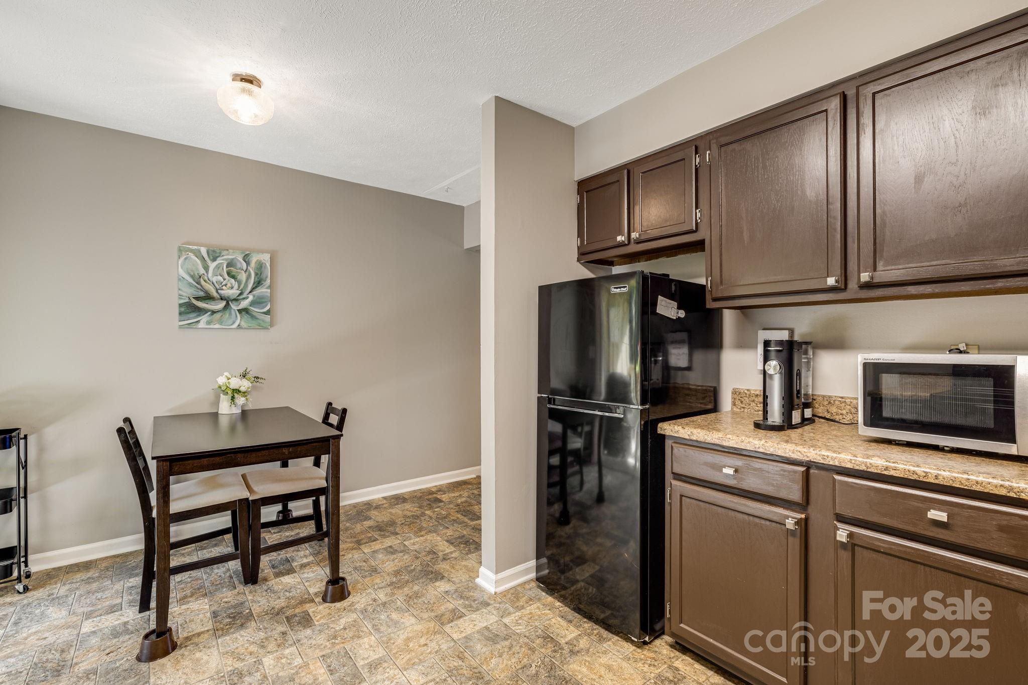 Kanuga Crest - Residential