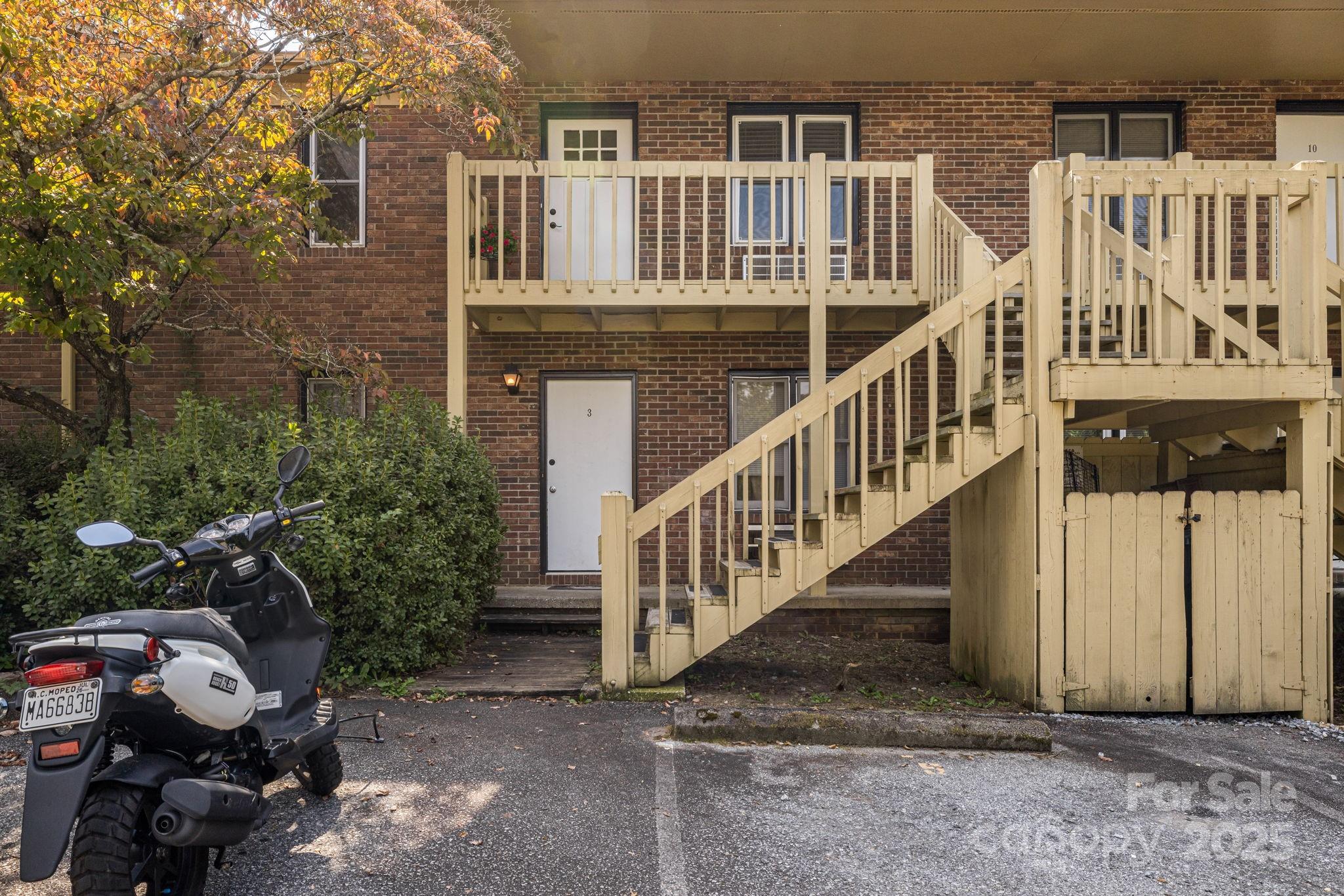 Kanuga Crest - Residential