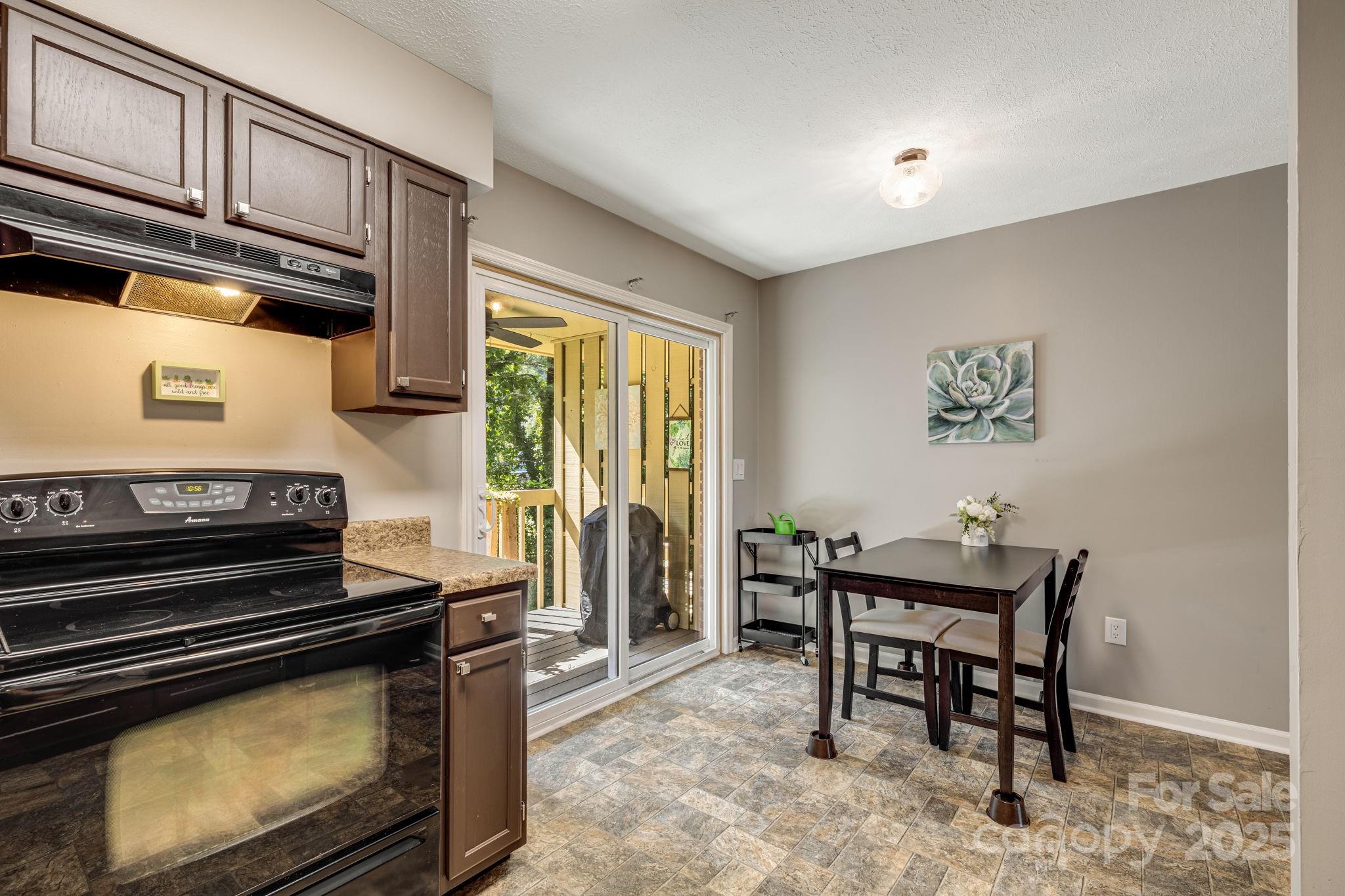 Kanuga Crest - Residential