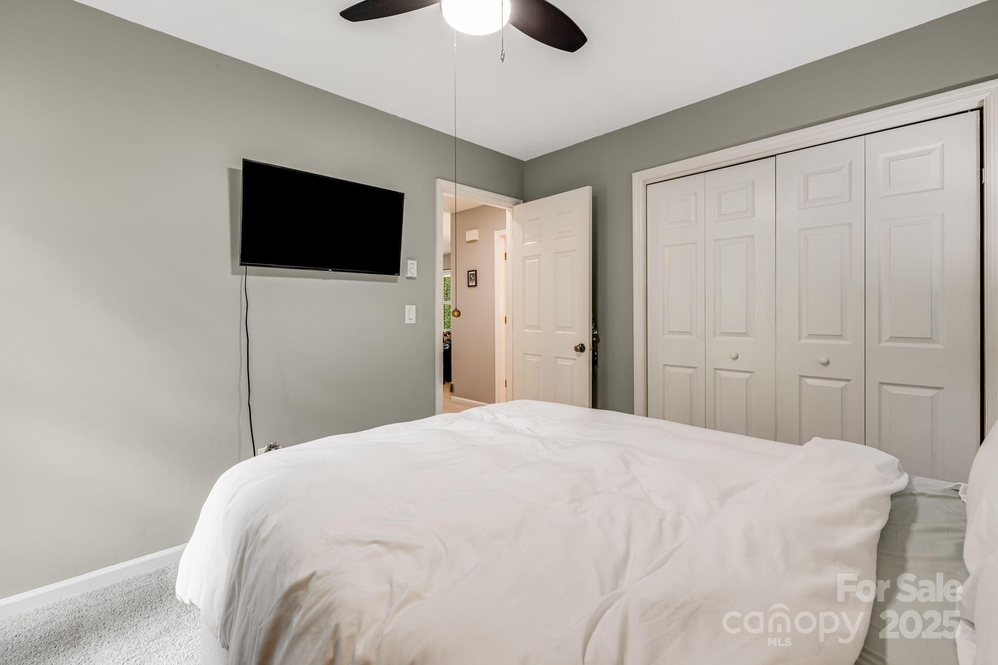 Kanuga Crest - Residential