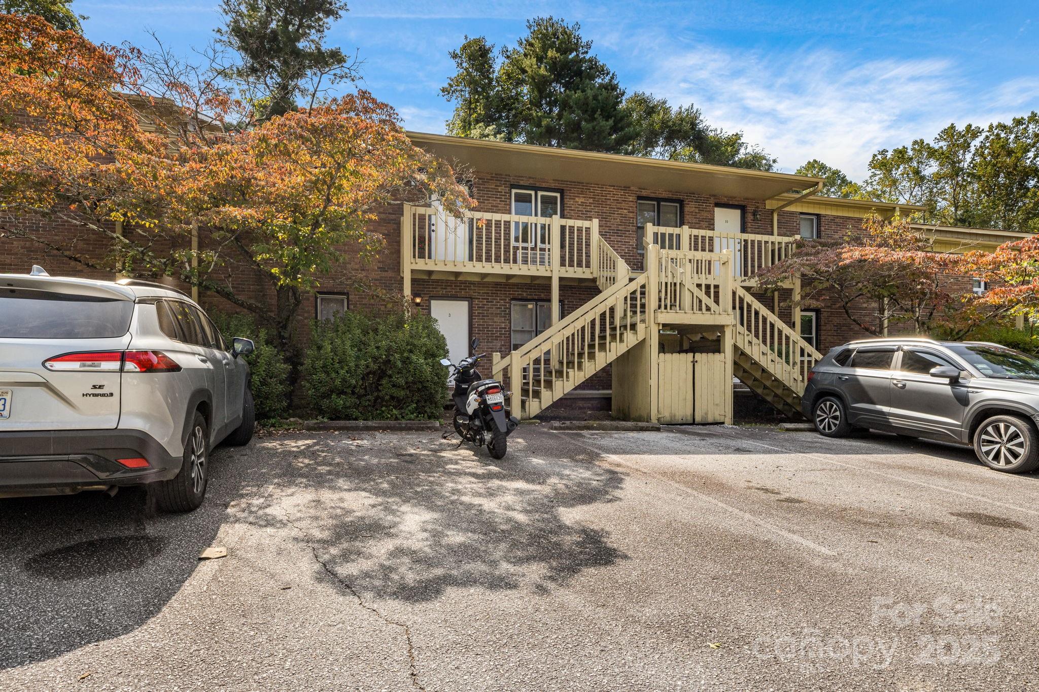 Kanuga Crest - Residential