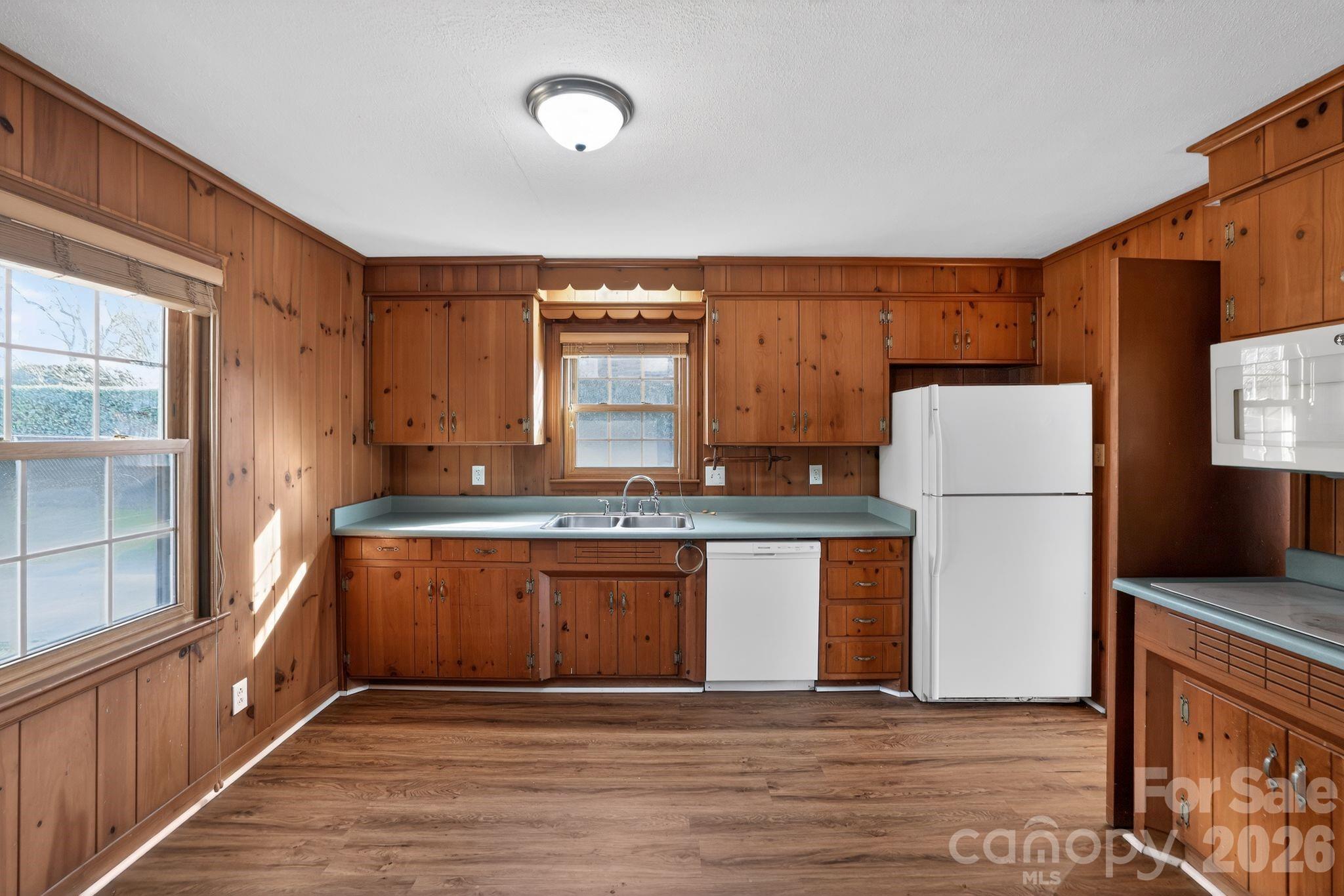 Villas Of Sun Valley - Residential