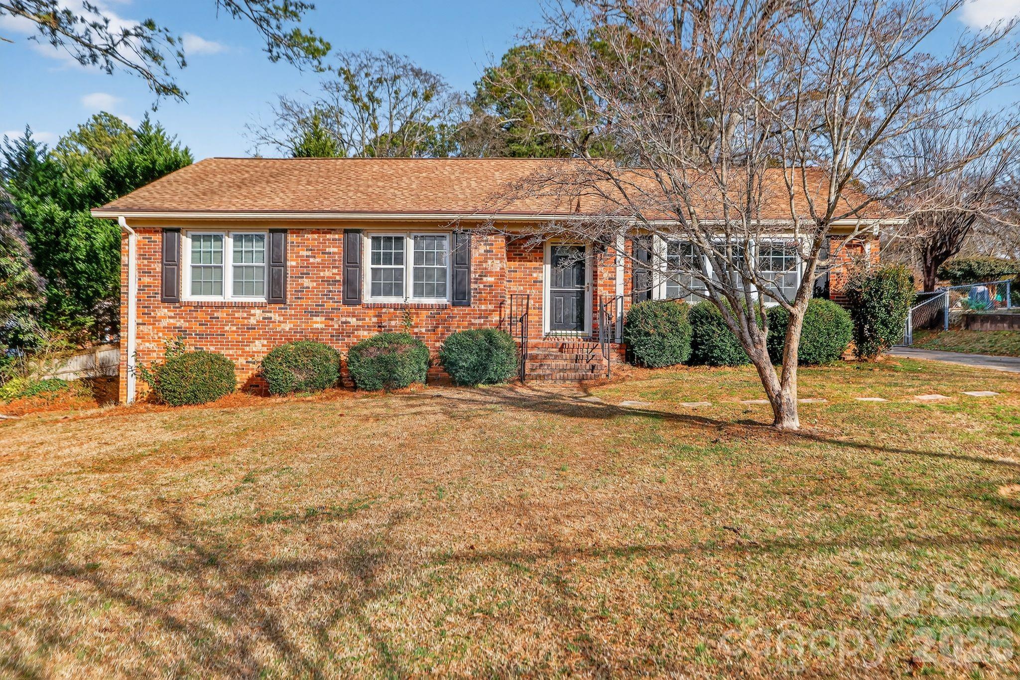 Villas Of Sun Valley - Residential