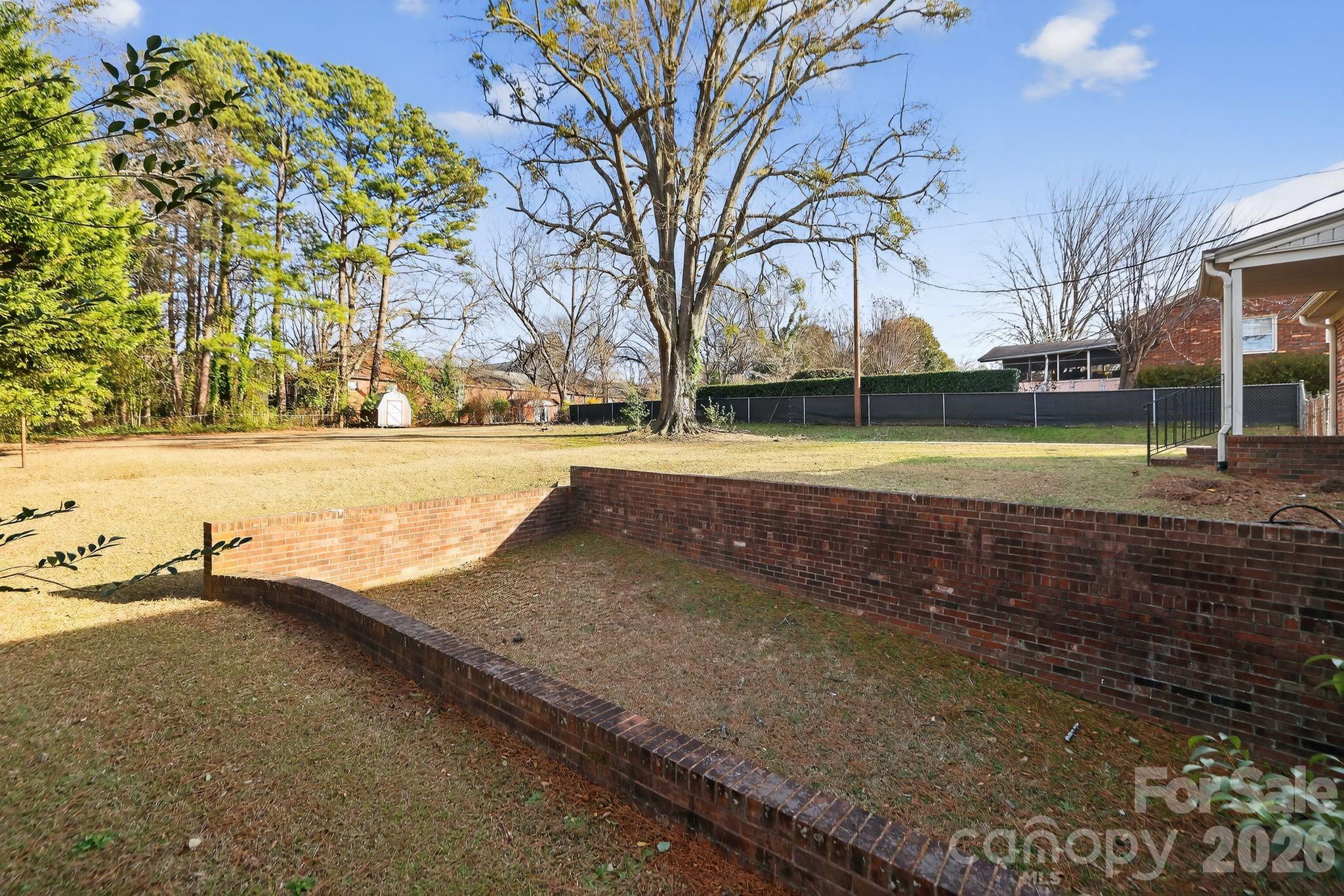 Villas Of Sun Valley - Residential