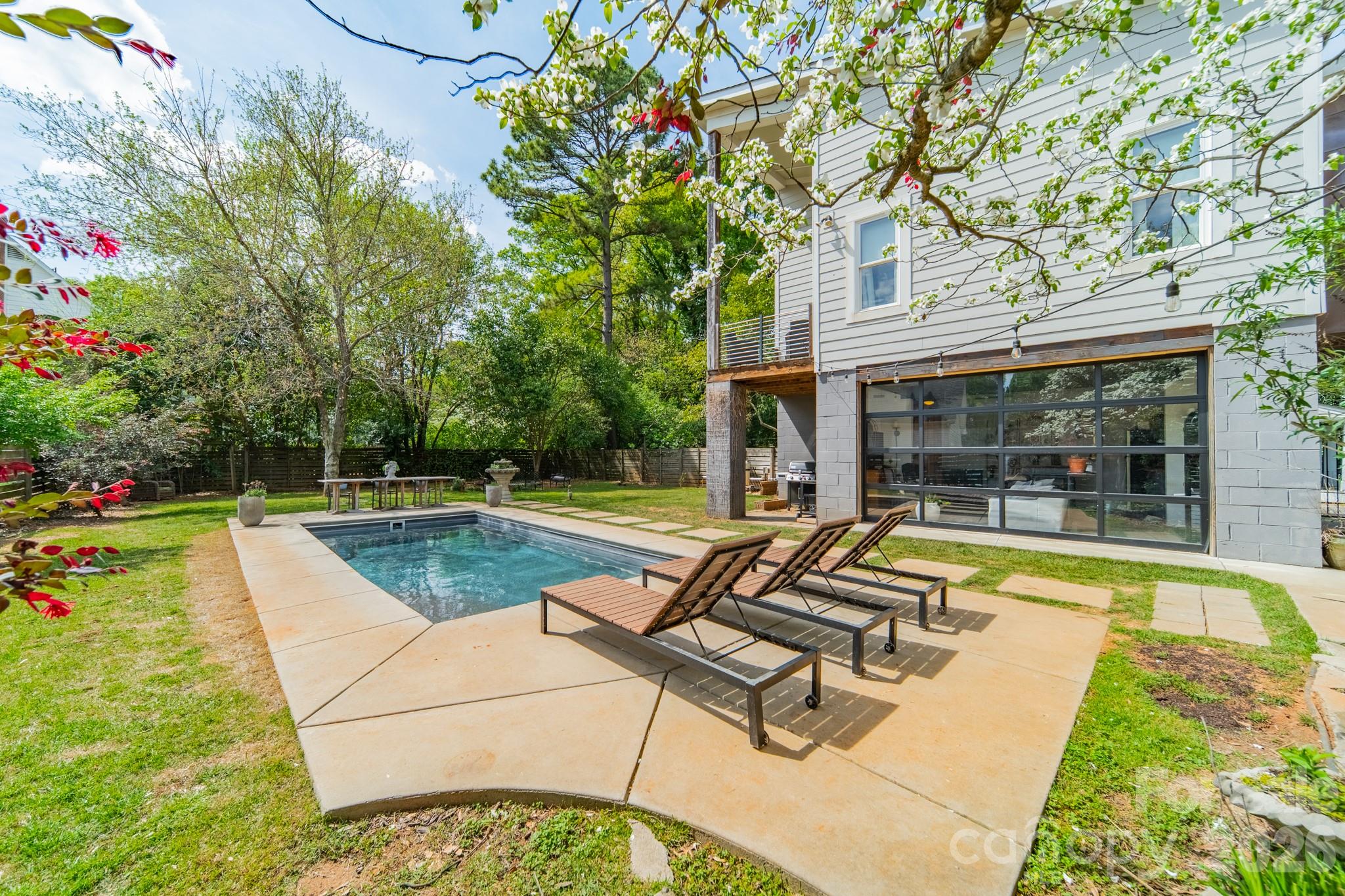 Seventeen Acres - Residential