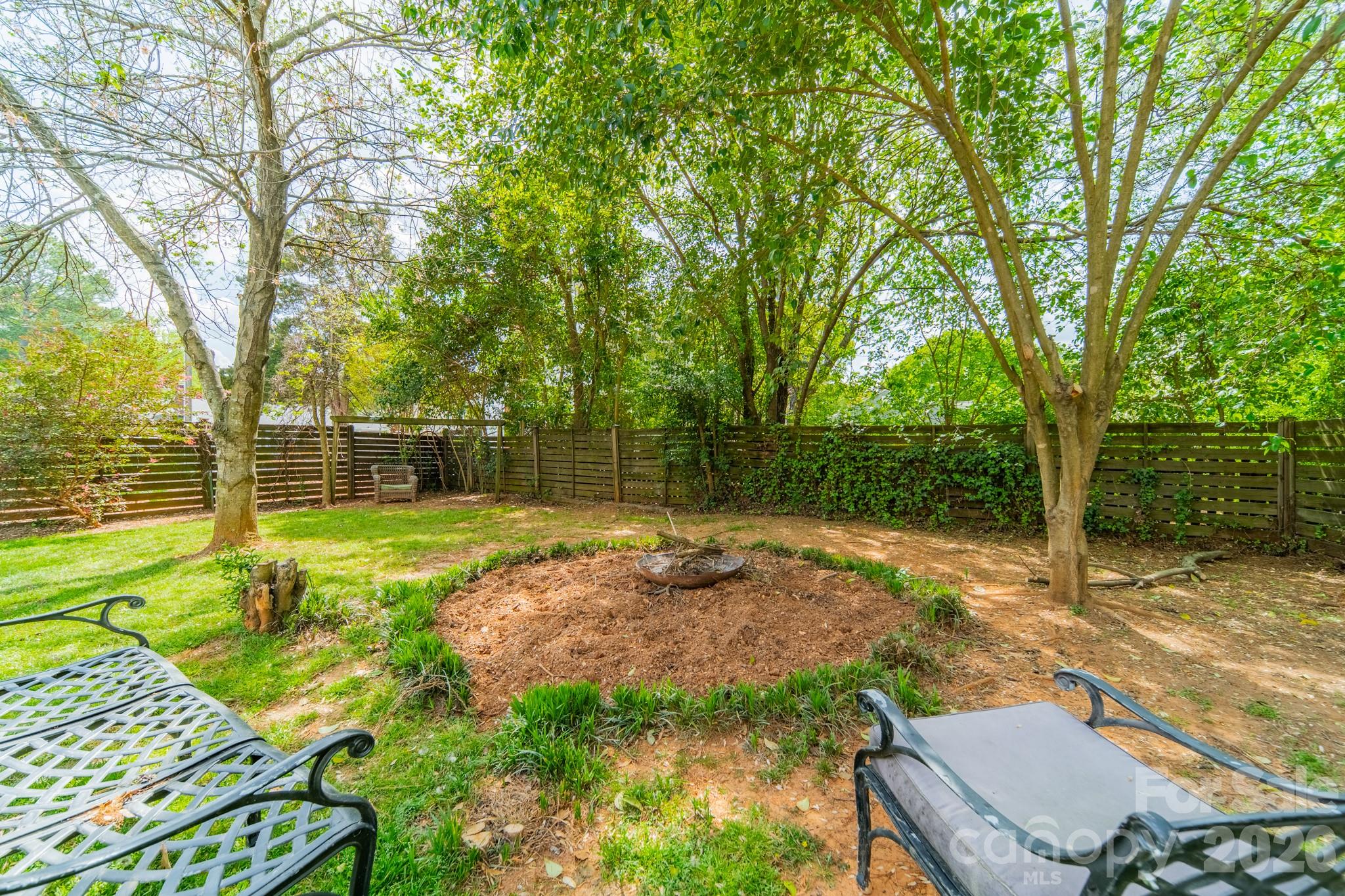 Seventeen Acres - Residential