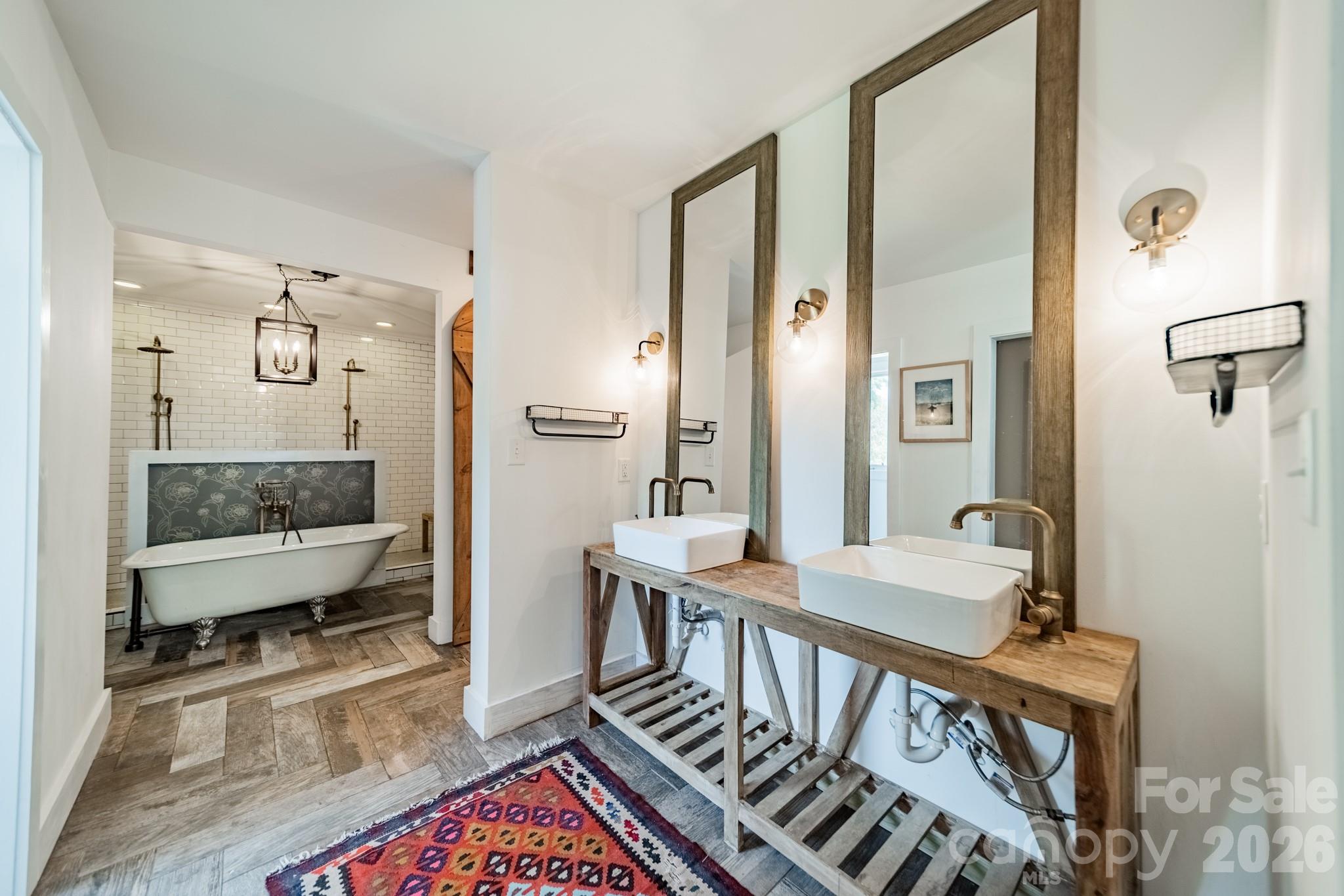 Seventeen Acres - Residential