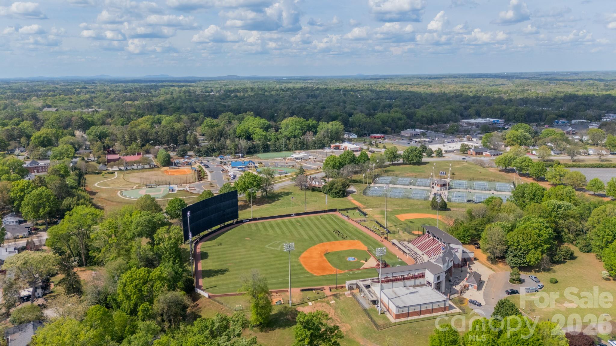 Seventeen Acres - Residential