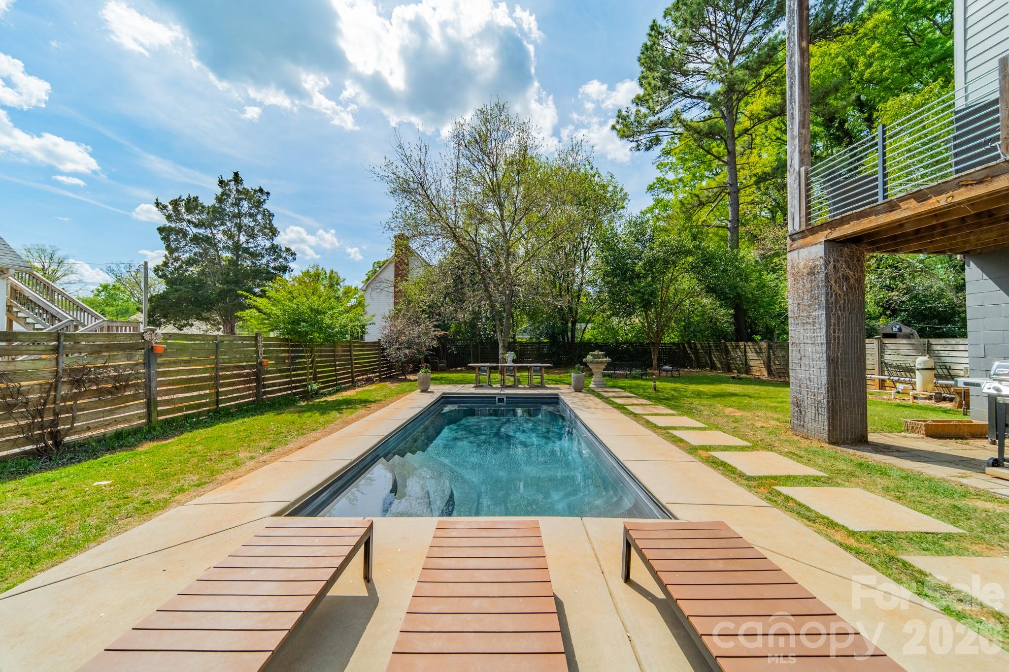 Seventeen Acres - Residential