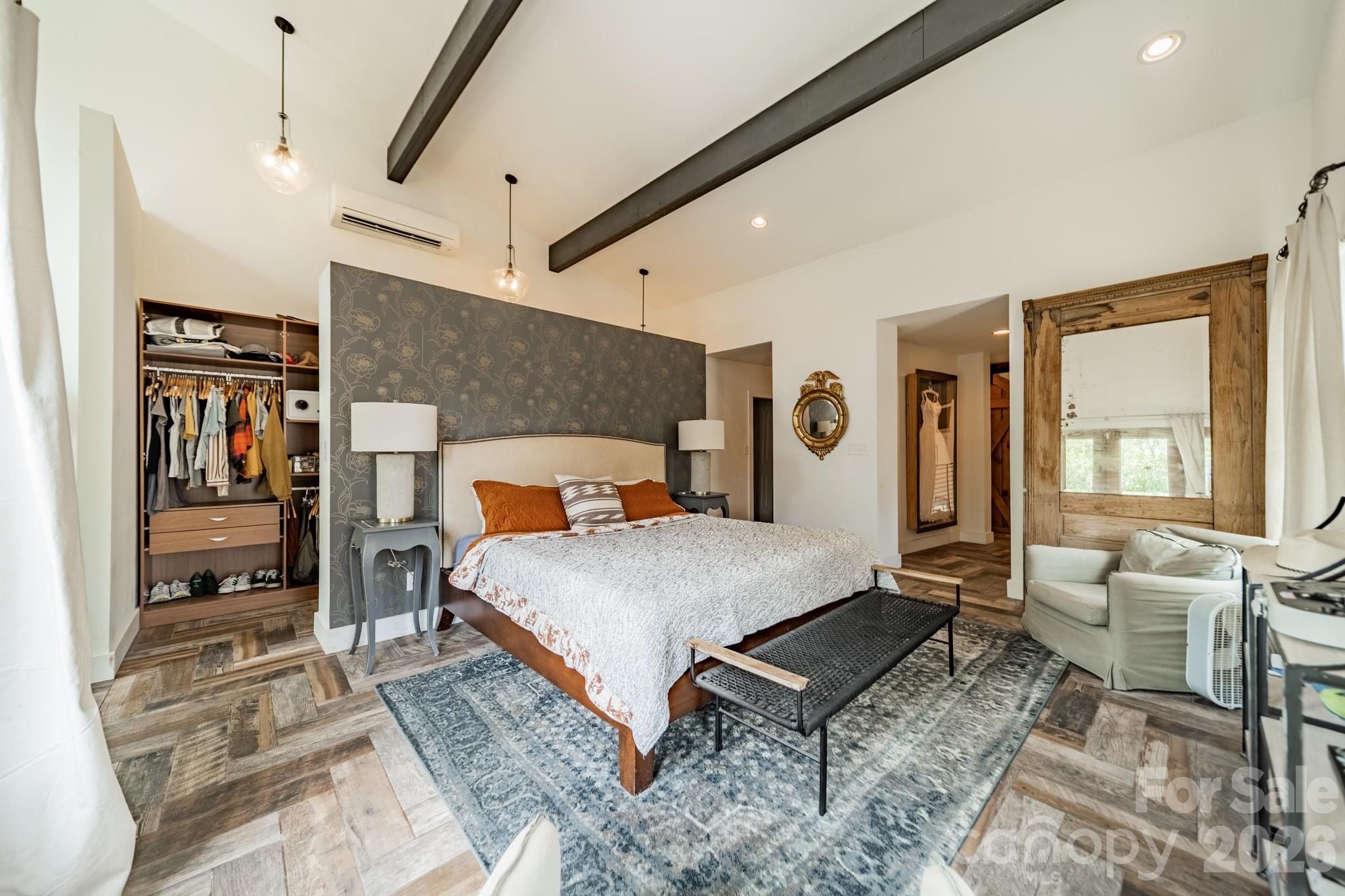 Seventeen Acres - Residential