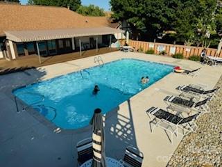 Fleetwood Plaza - Residential