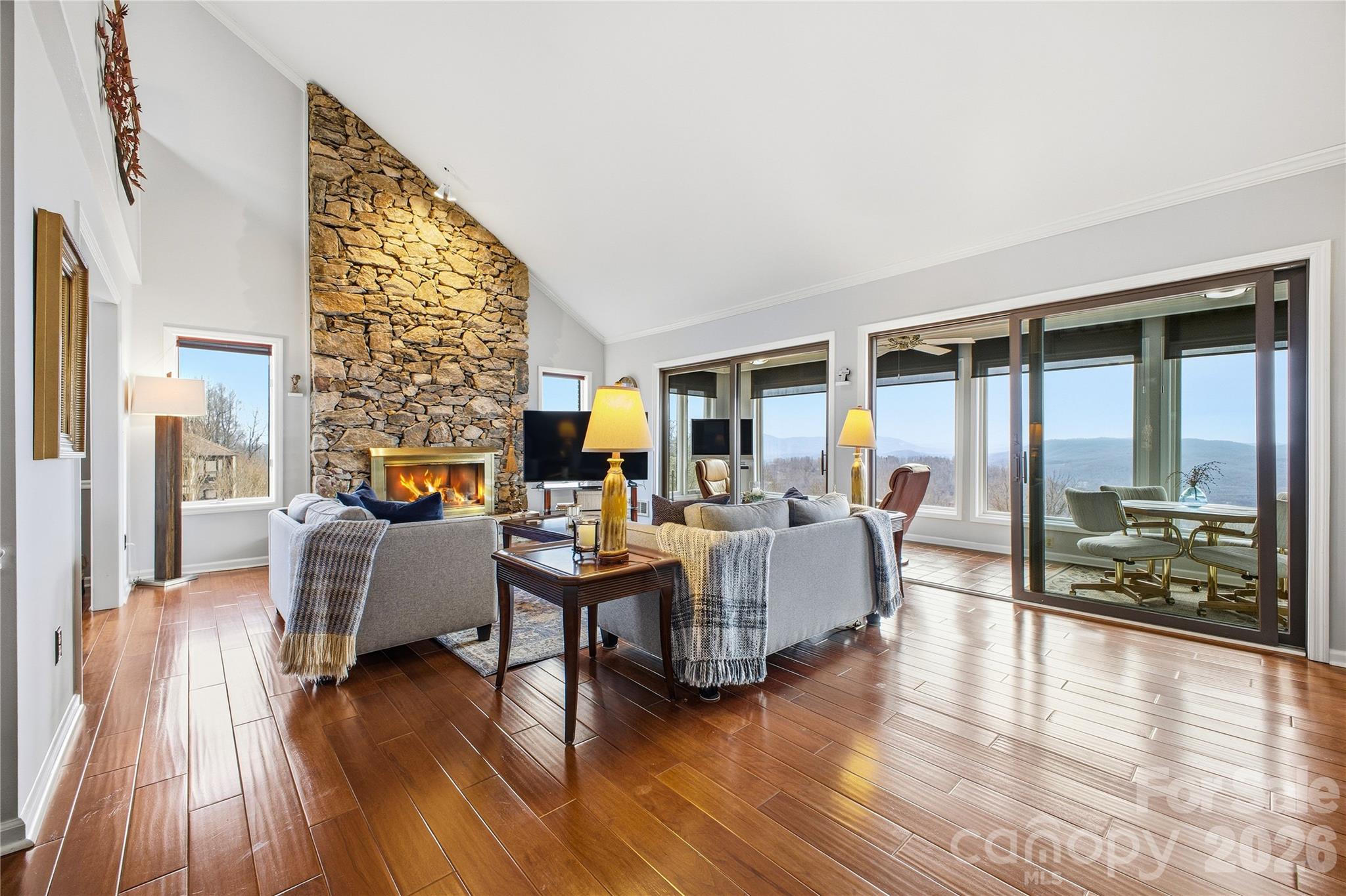 Fleetwood Plaza - Residential