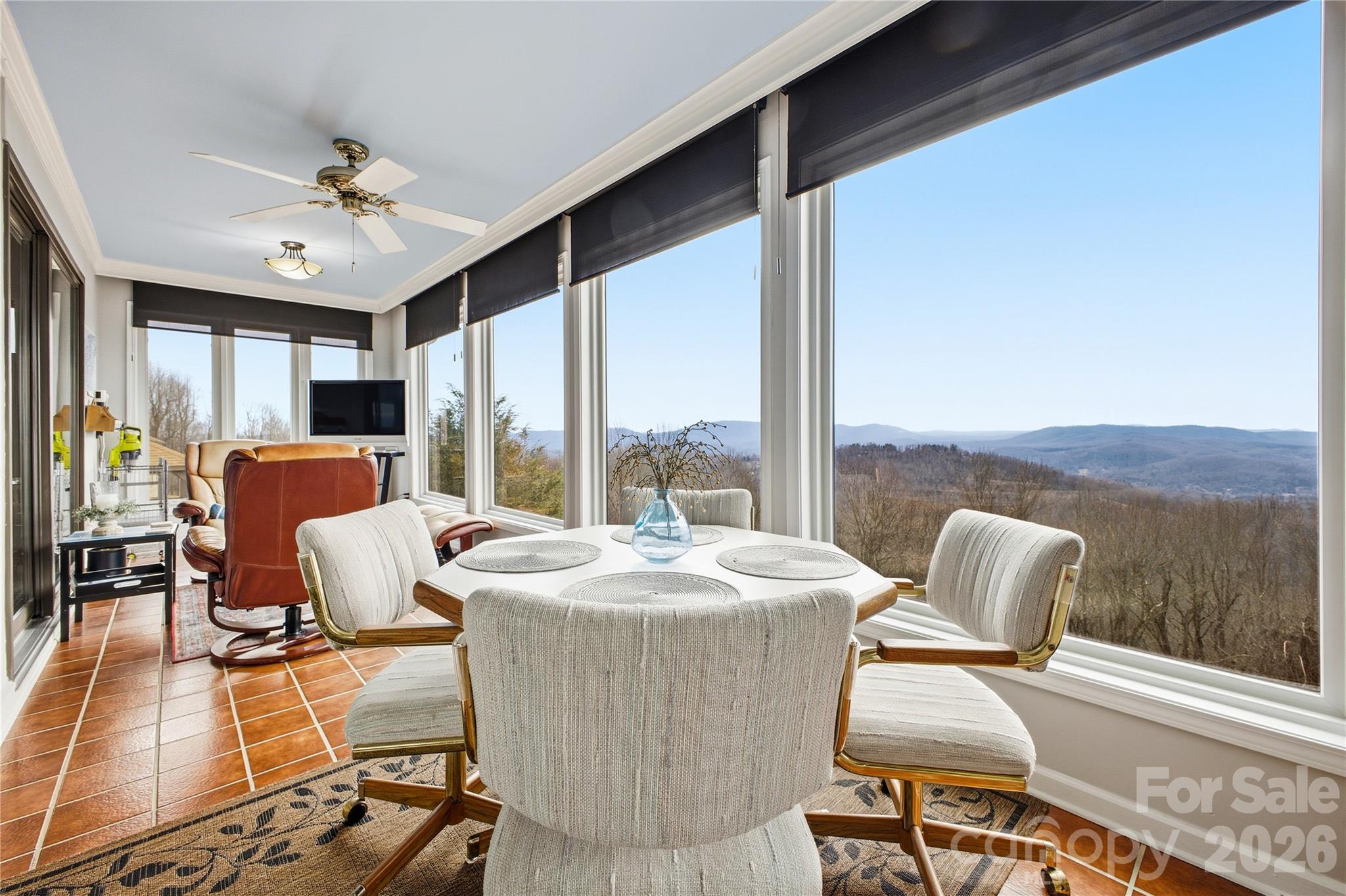 Fleetwood Plaza - Residential