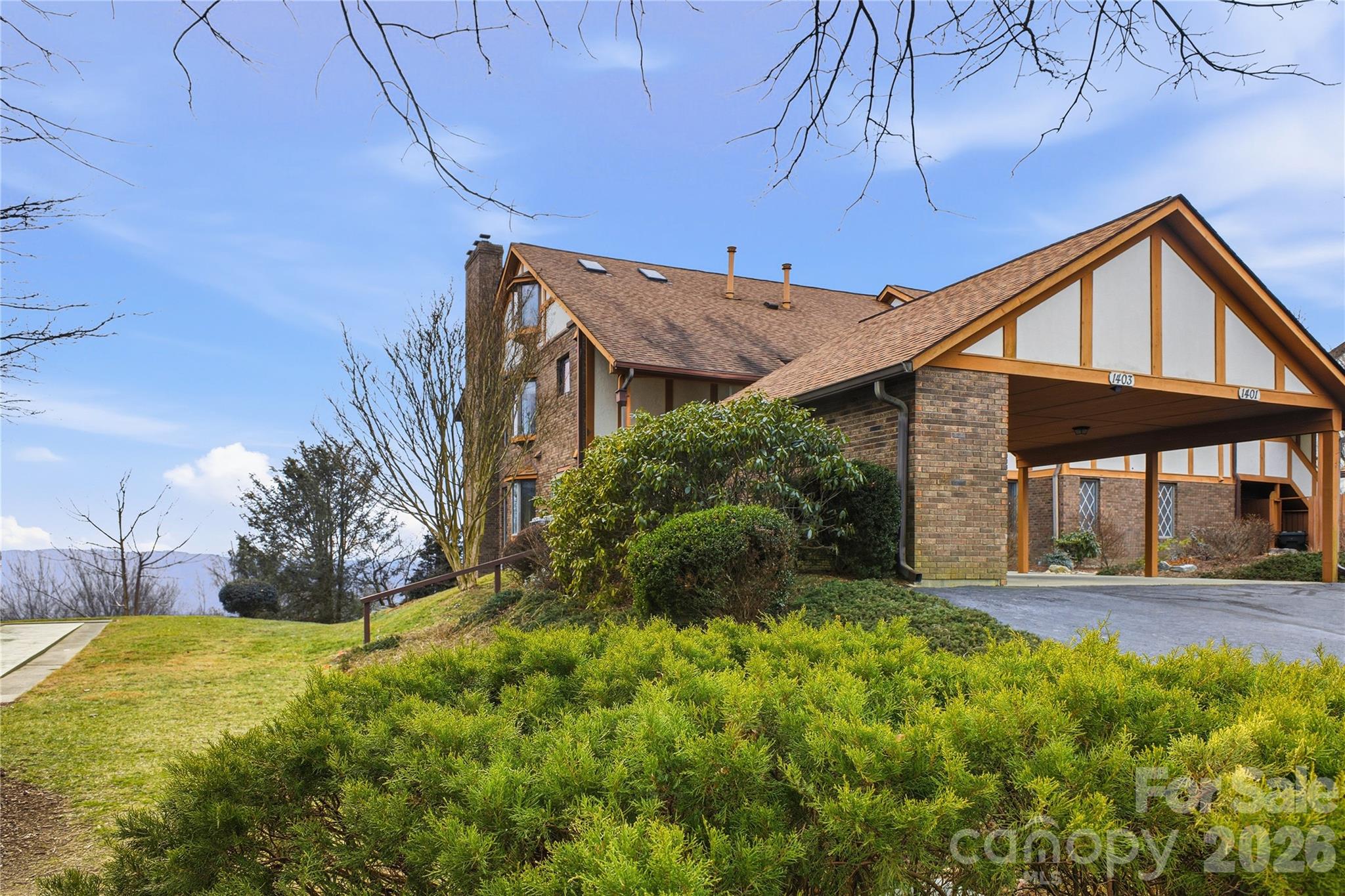 Fleetwood Plaza - Residential