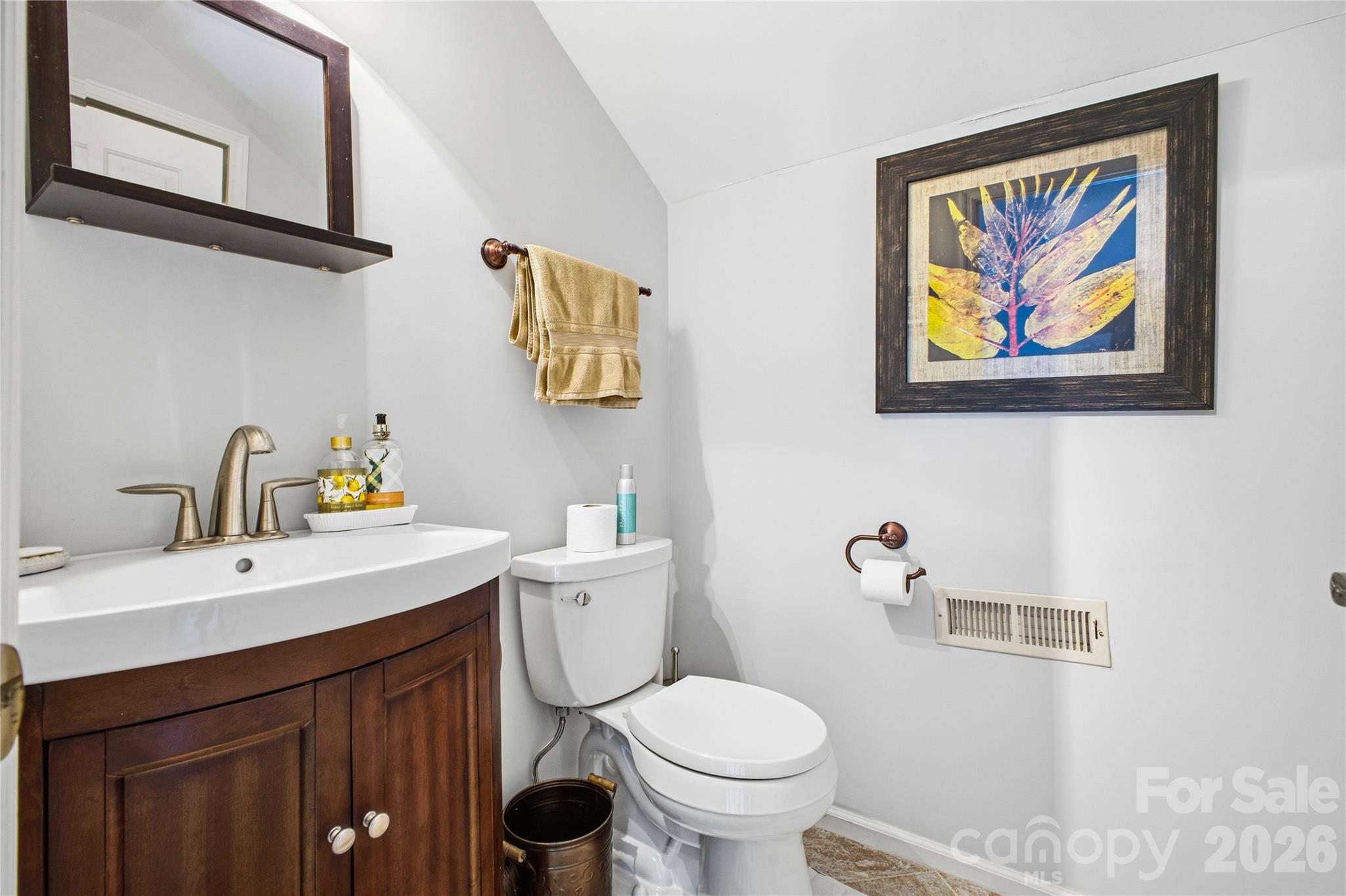 Fleetwood Plaza - Residential