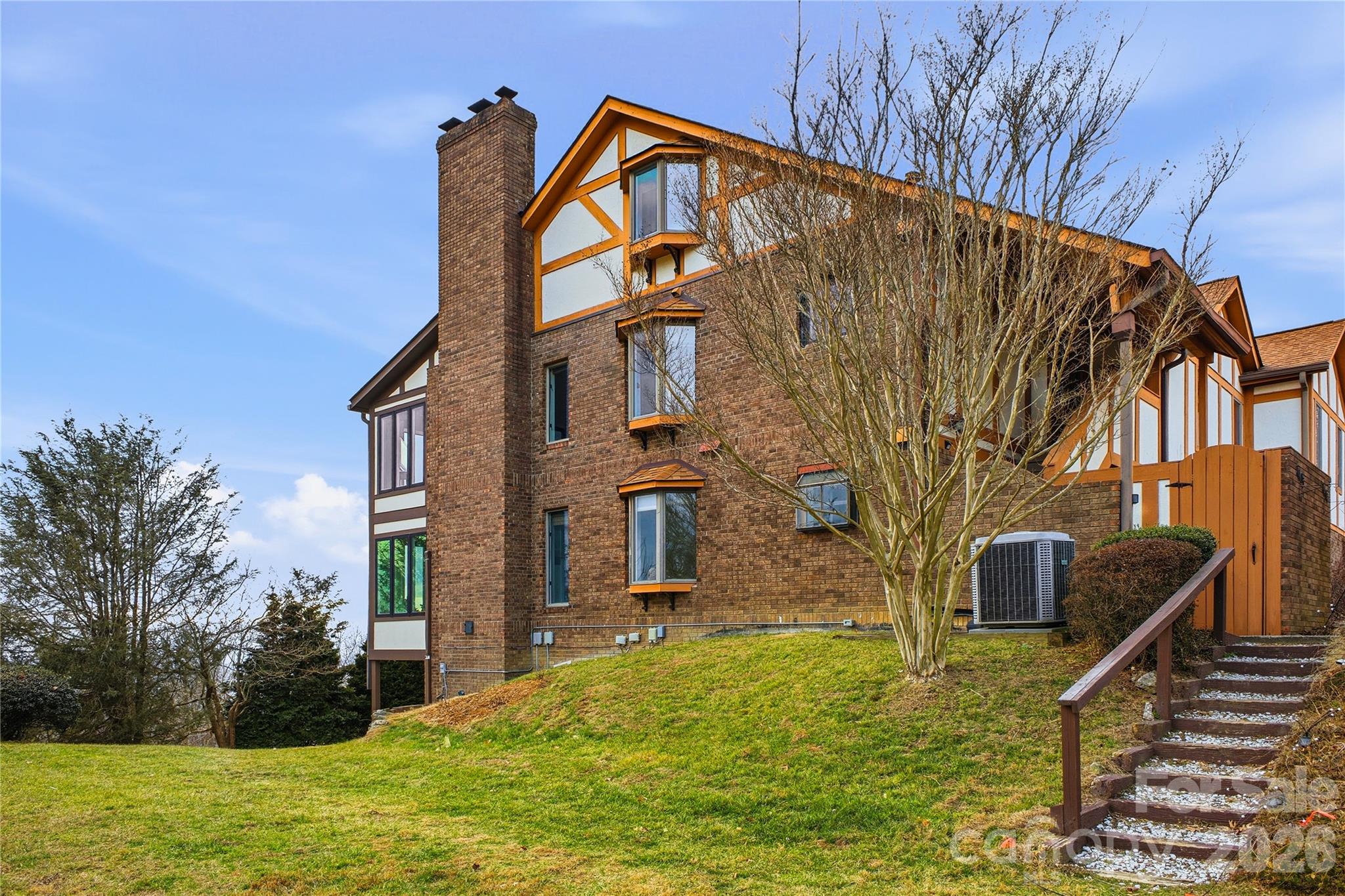 Fleetwood Plaza - Residential