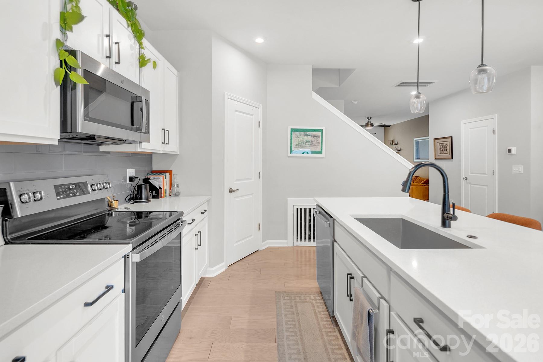 Fifteen 15 Cannon - Residential
