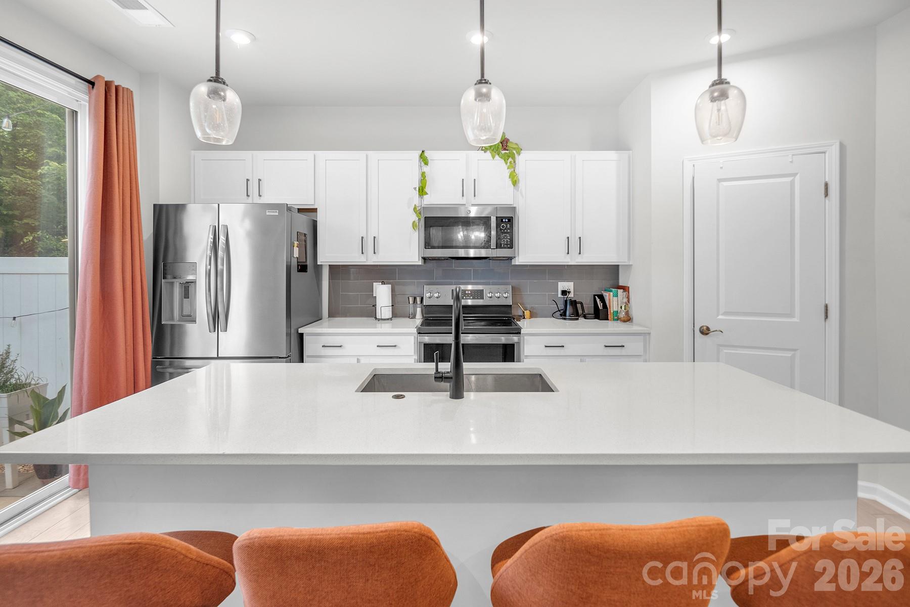 Fifteen 15 Cannon - Residential