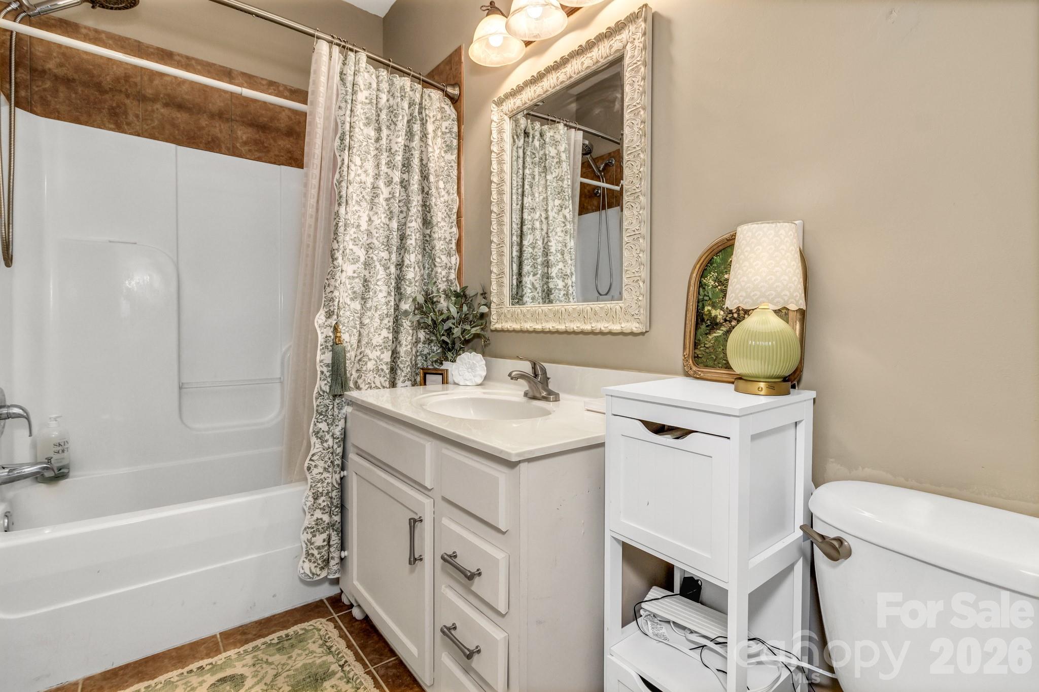 Reems Creek Townhomes - Residential