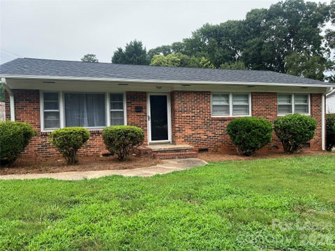 Photo of 4411 Firwood Lane, Charlotte, NC 28209 (MLS # 4404300)