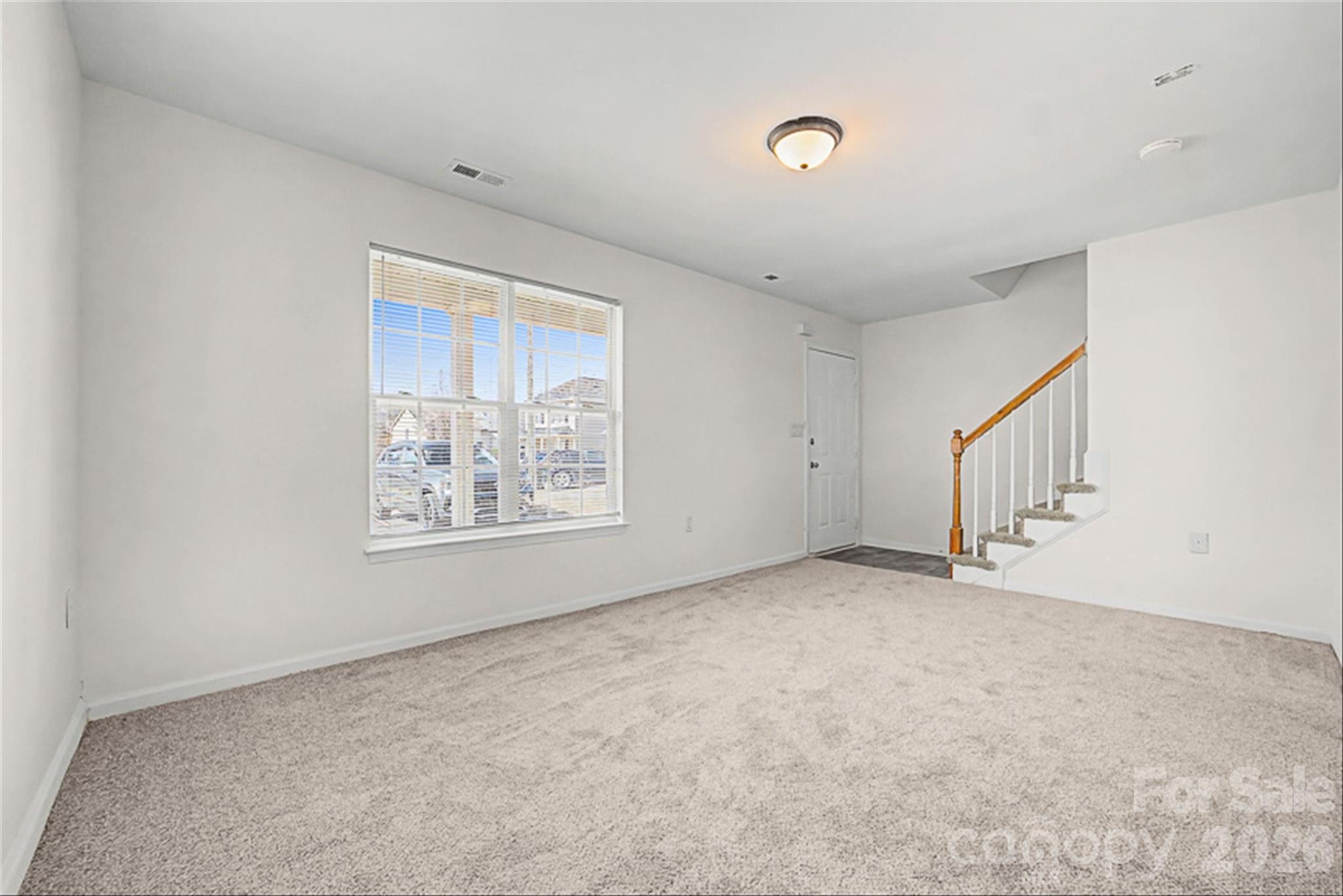 2405 Smugglers Court