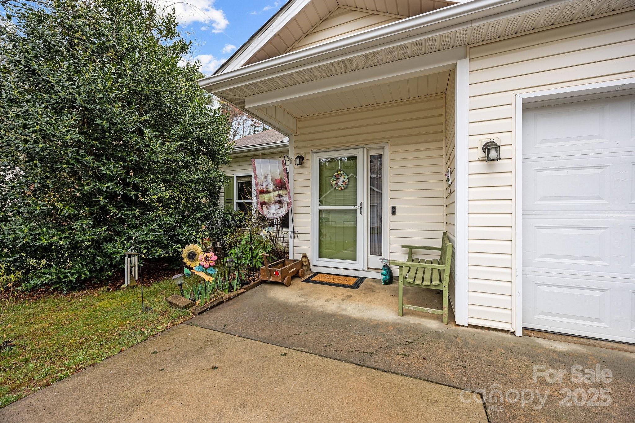 119 Paper Birch Avenue