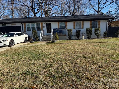 4541 Thornwood Road Charlotte NC 28213