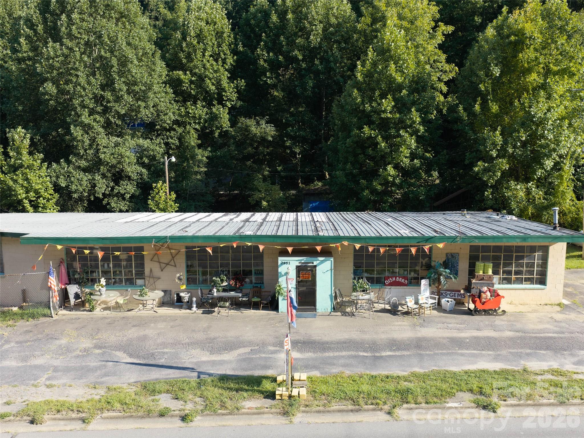 2881 Dellwood Road