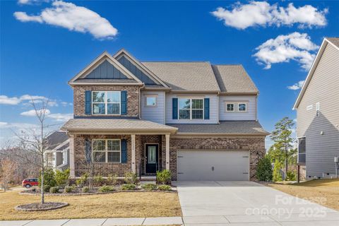 Photo of 17124 Snug Harbor Road, Charlotte, NC 28278 (MLS # 4328226)