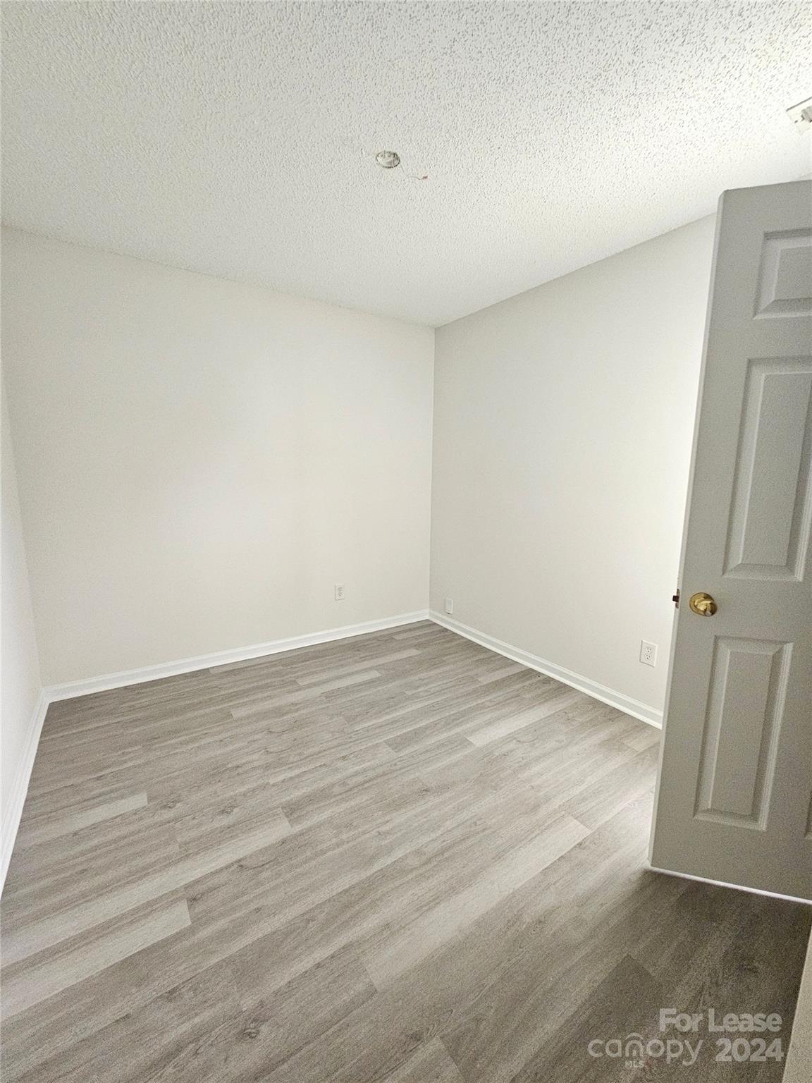 Oakdale Grove - Residential Lease