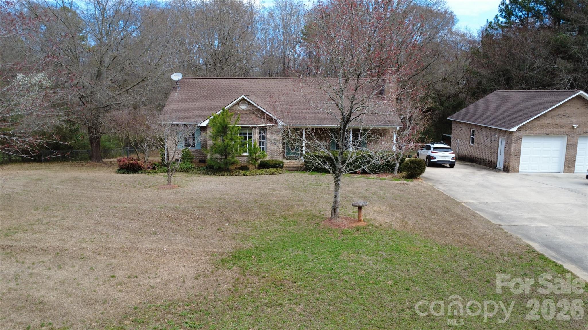 3367 Lesslie Highway