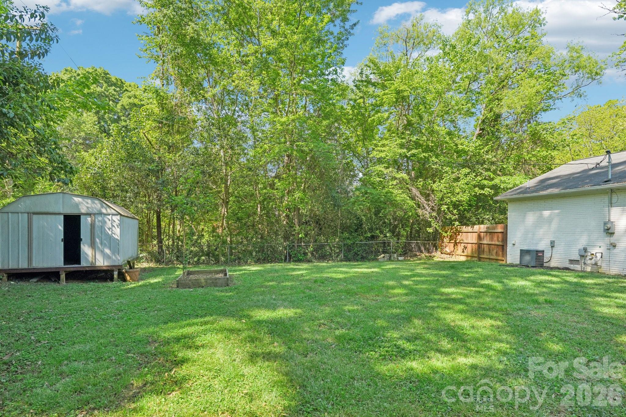 Country Club Heights - Residential