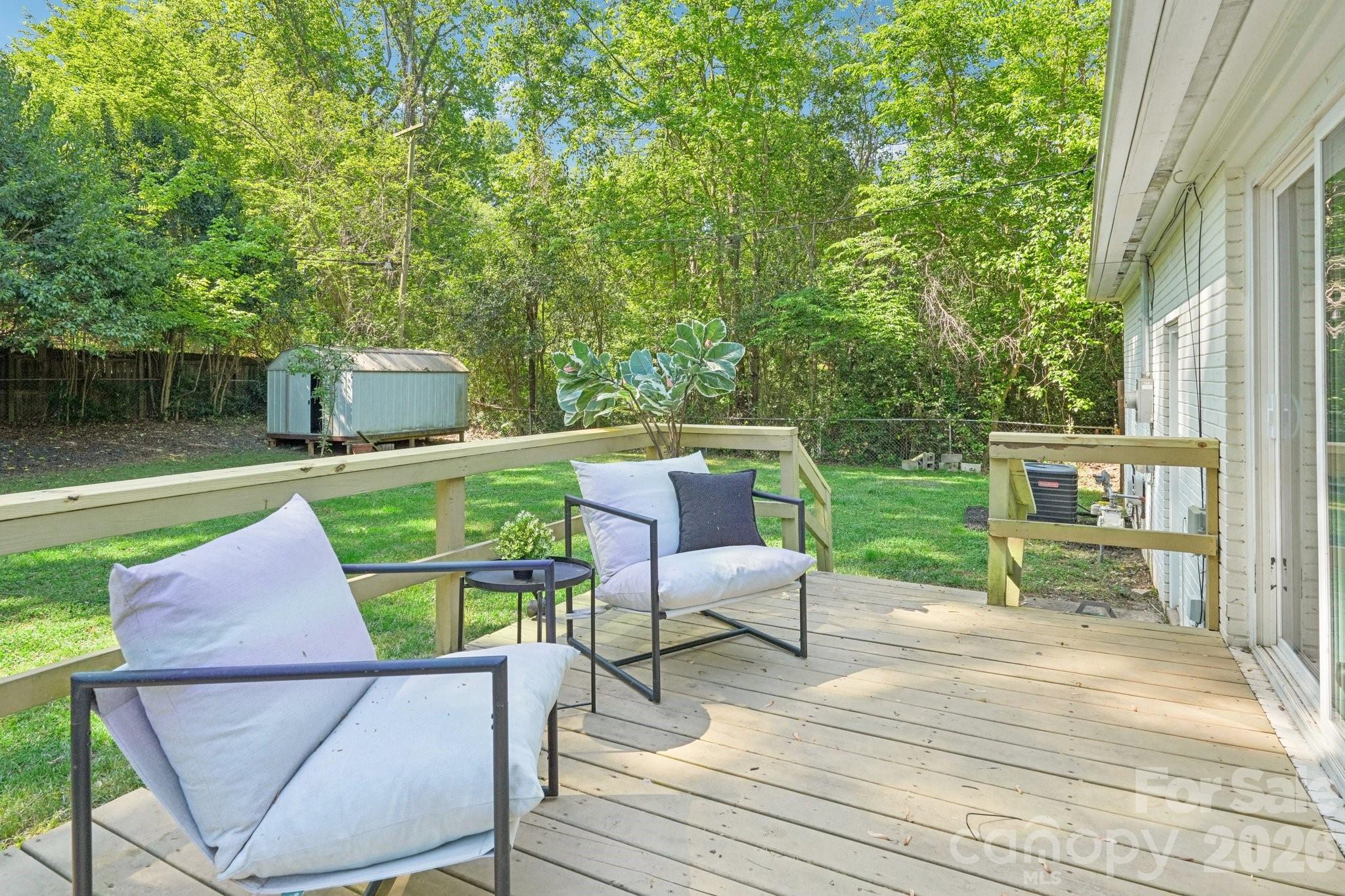 Country Club Heights - Residential