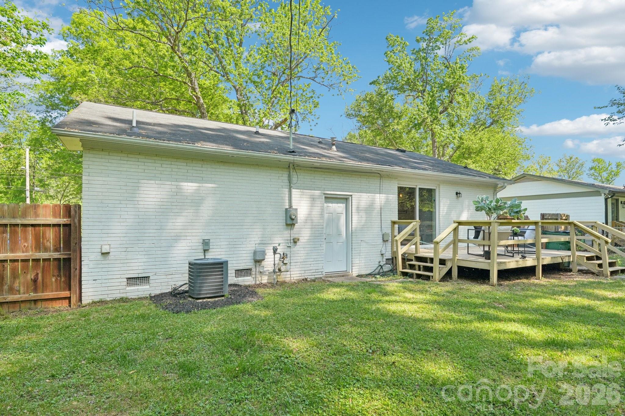 Country Club Heights - Residential