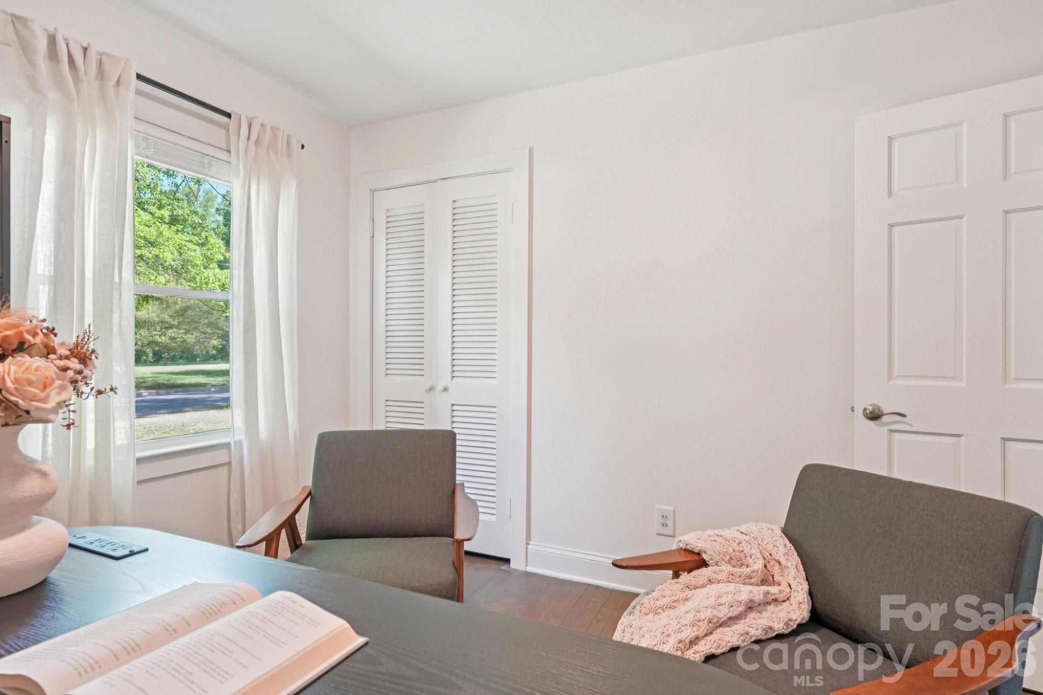 Country Club Heights - Residential