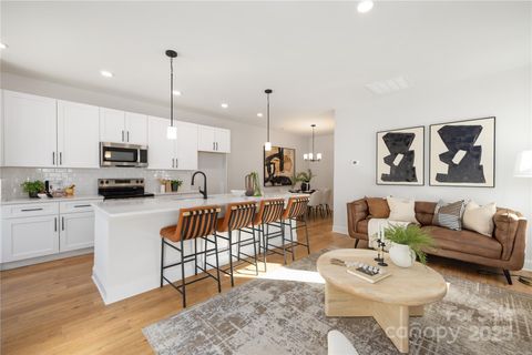 521/525 N Linwood Avenue Charlotte NC 28216