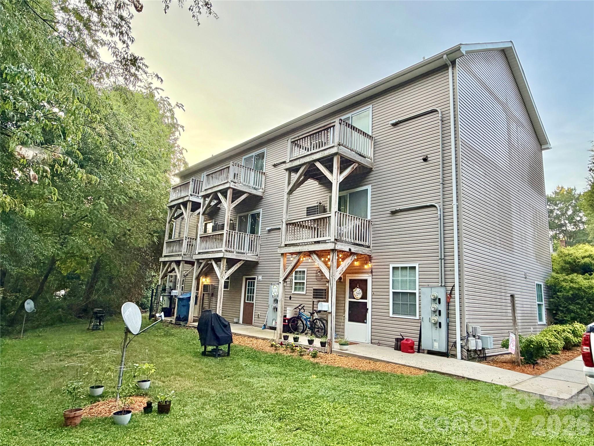 448 6th Street NW A-N