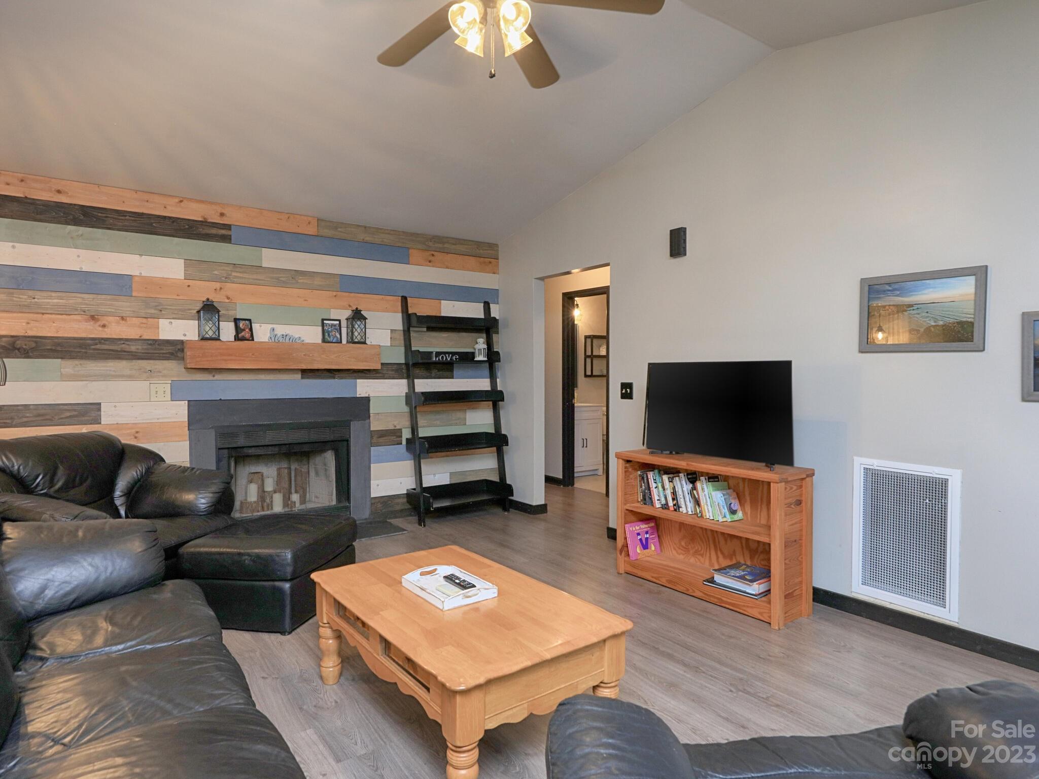 Mills Pond - Residential