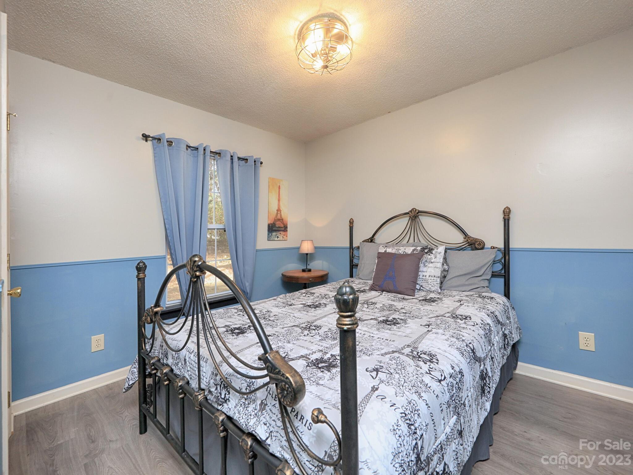 Mills Pond - Residential