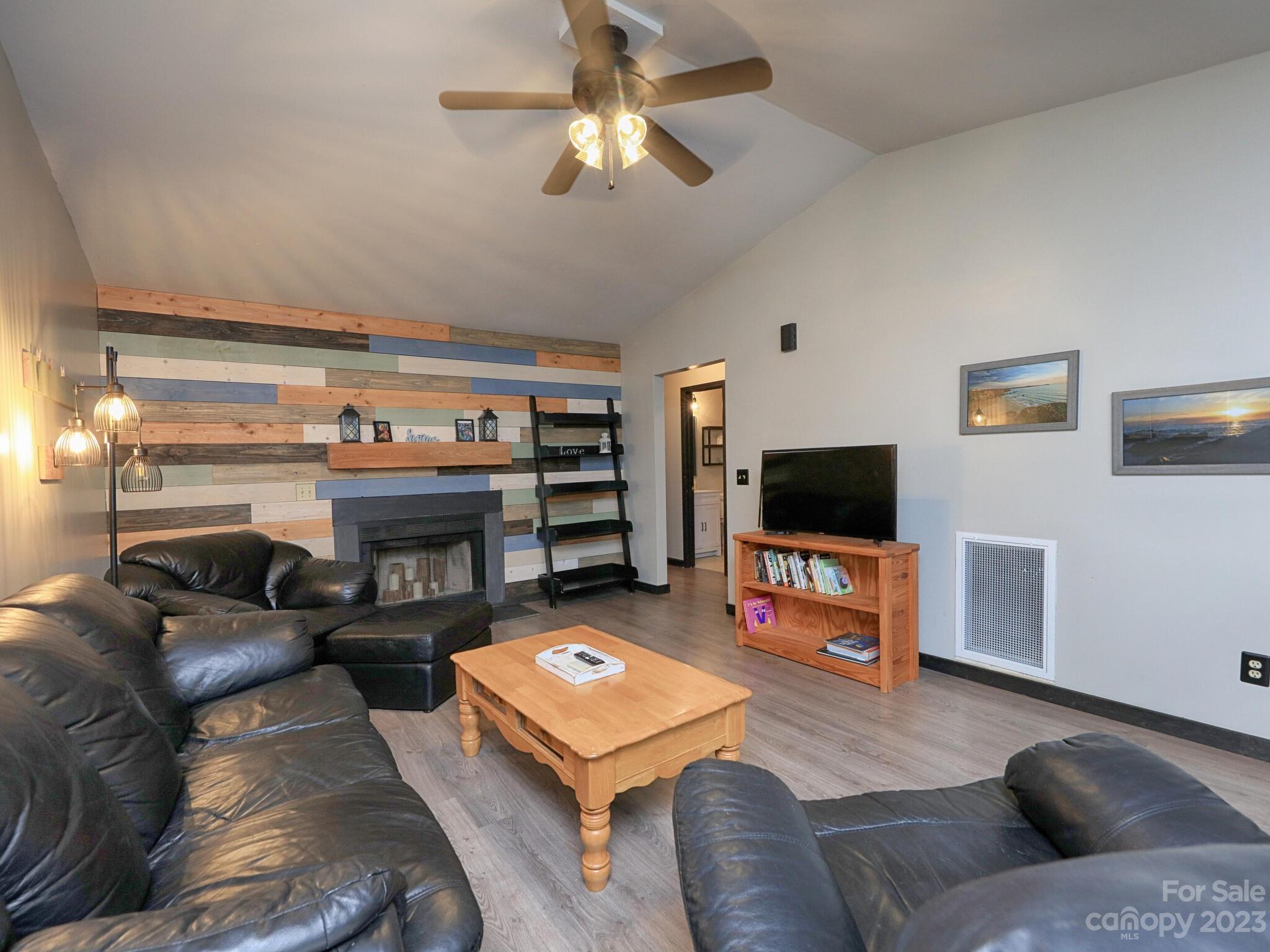 Mills Pond - Residential