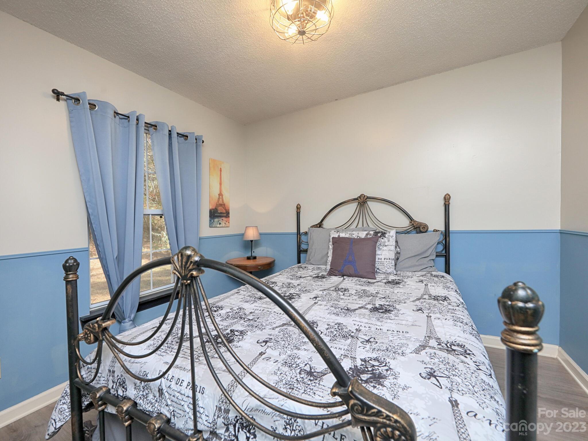 Mills Pond - Residential