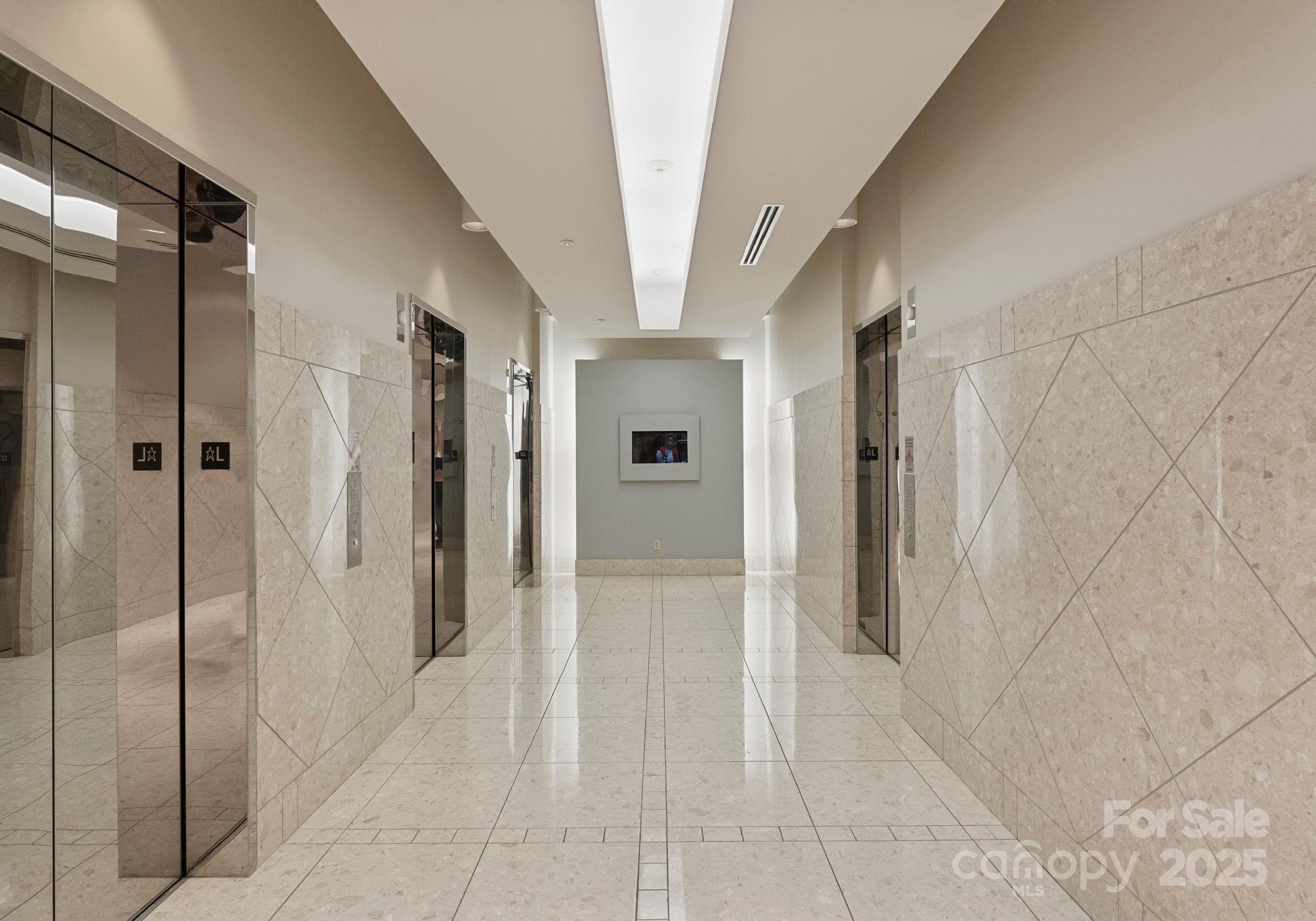 Avenue Condominiums - Residential