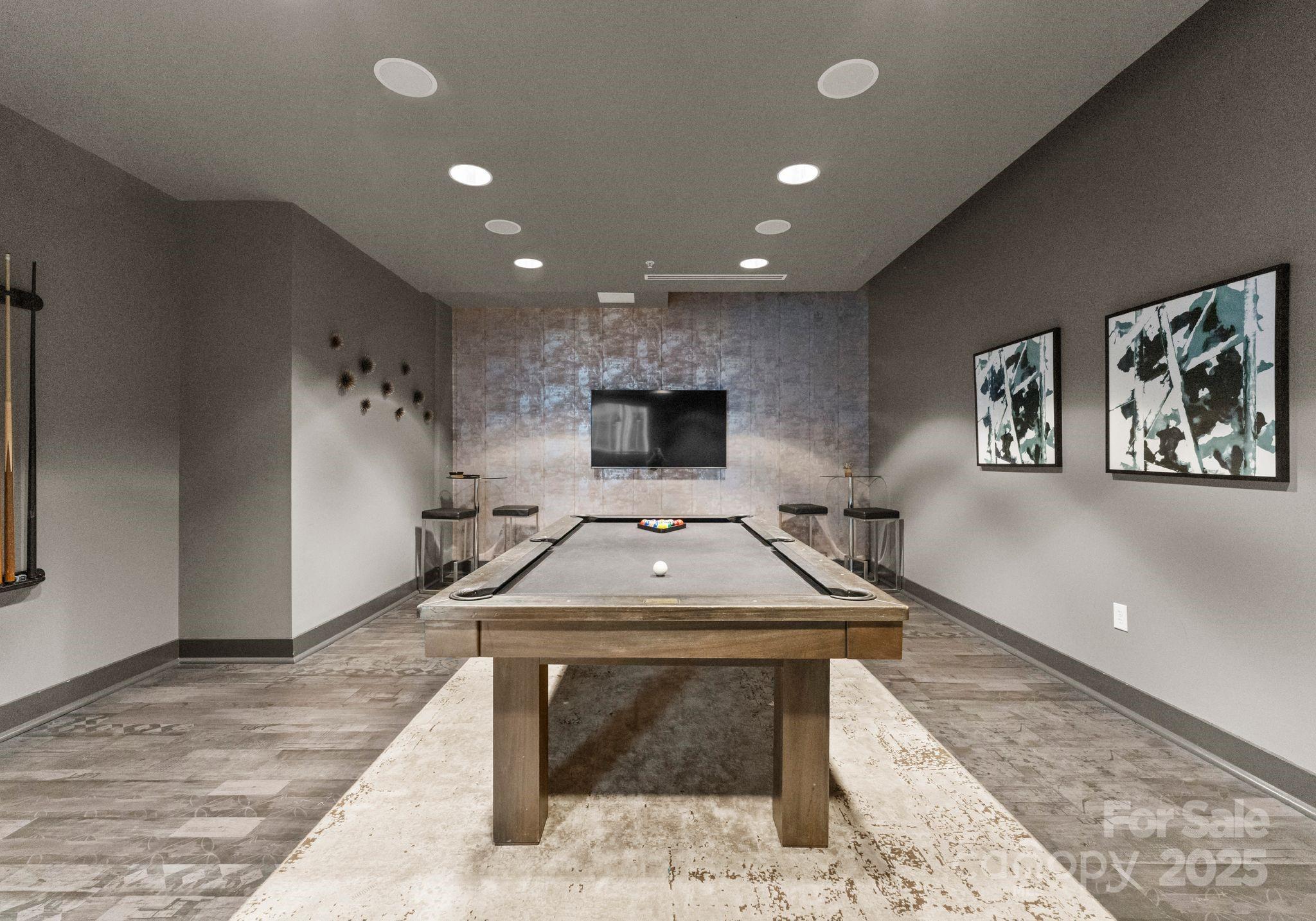 Avenue Condominiums - Residential