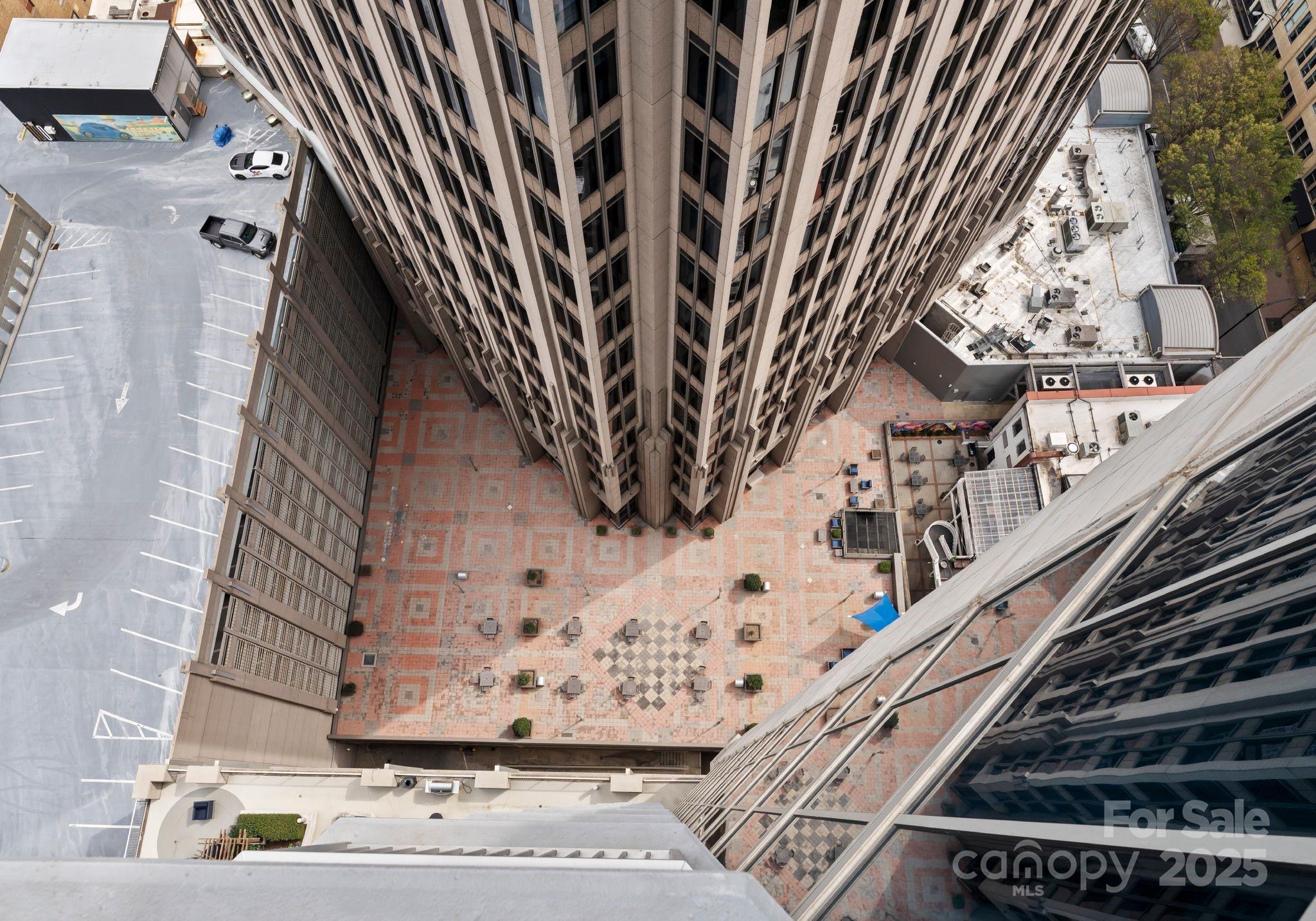 Avenue Condominiums - Residential