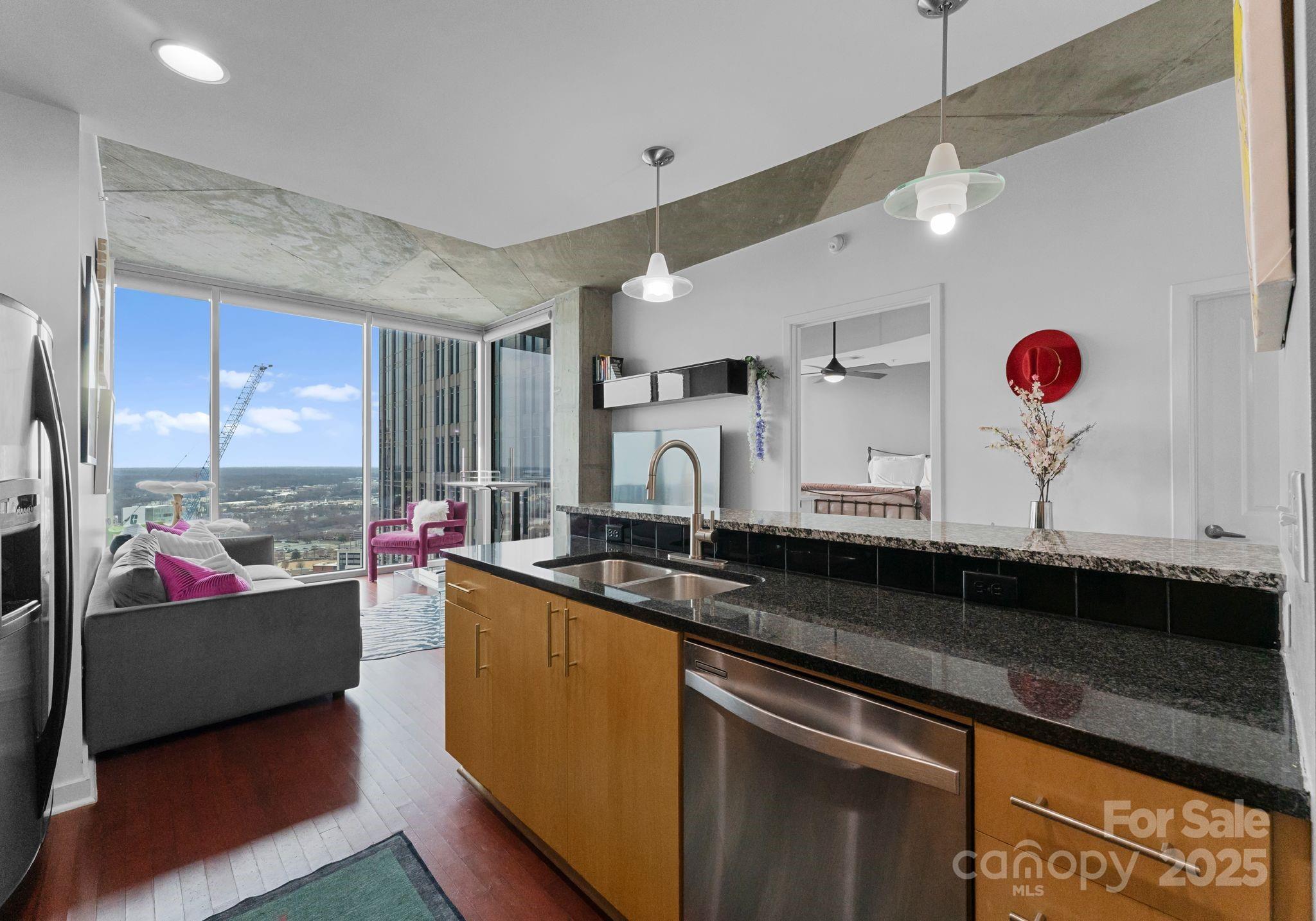 Avenue Condominiums - Residential