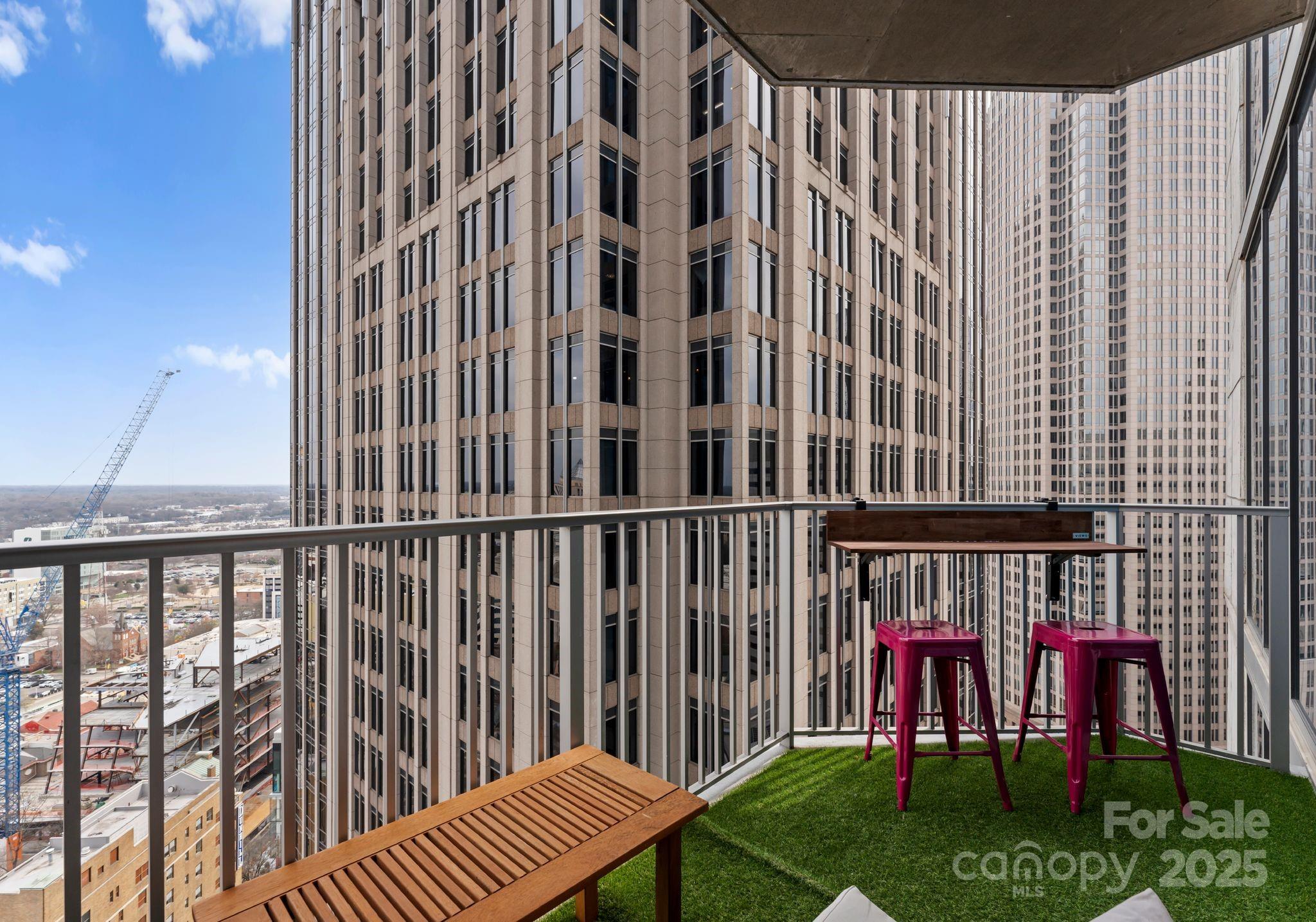 Avenue Condominiums - Residential