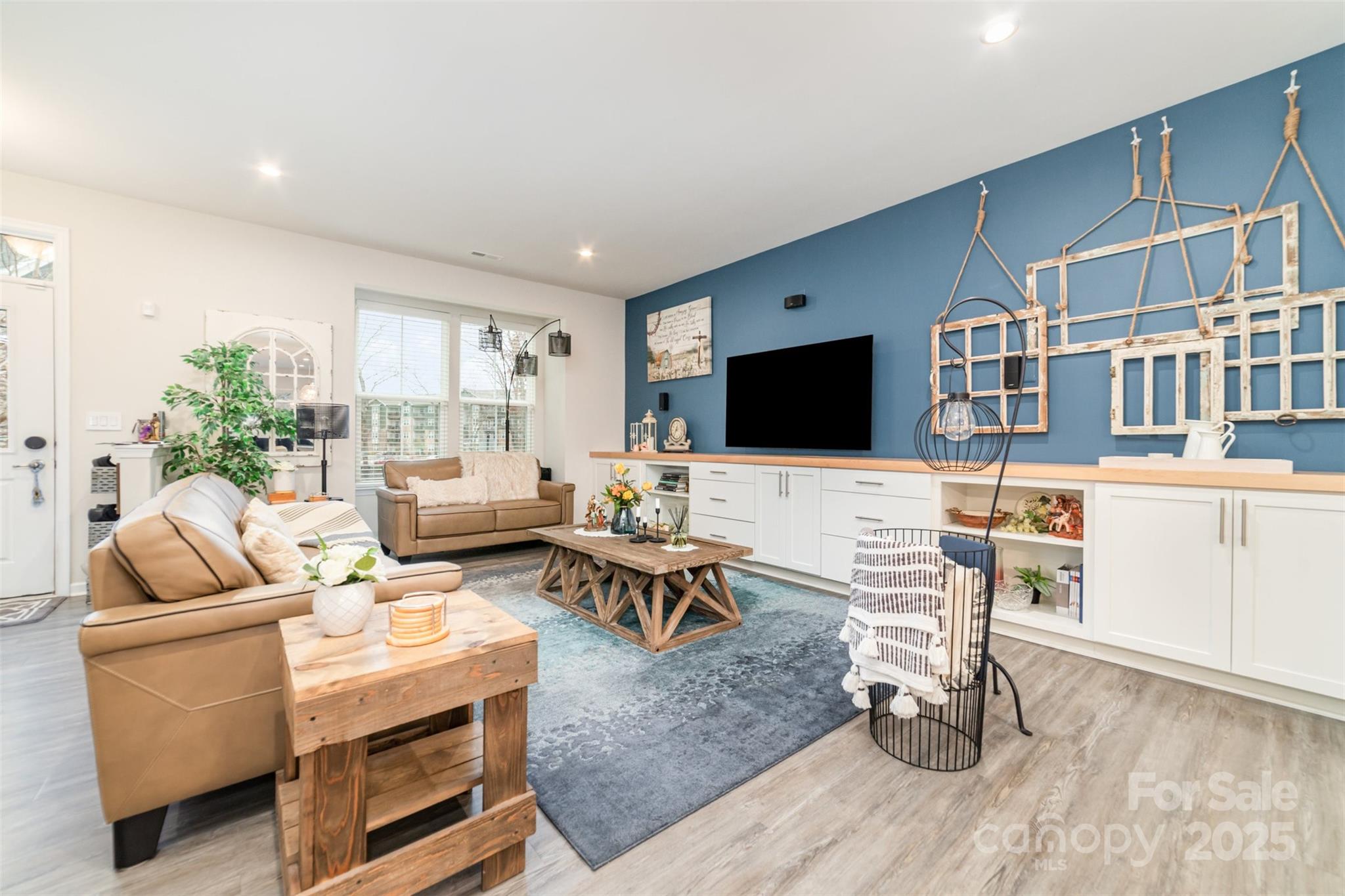 12705 Glowing Peak Road